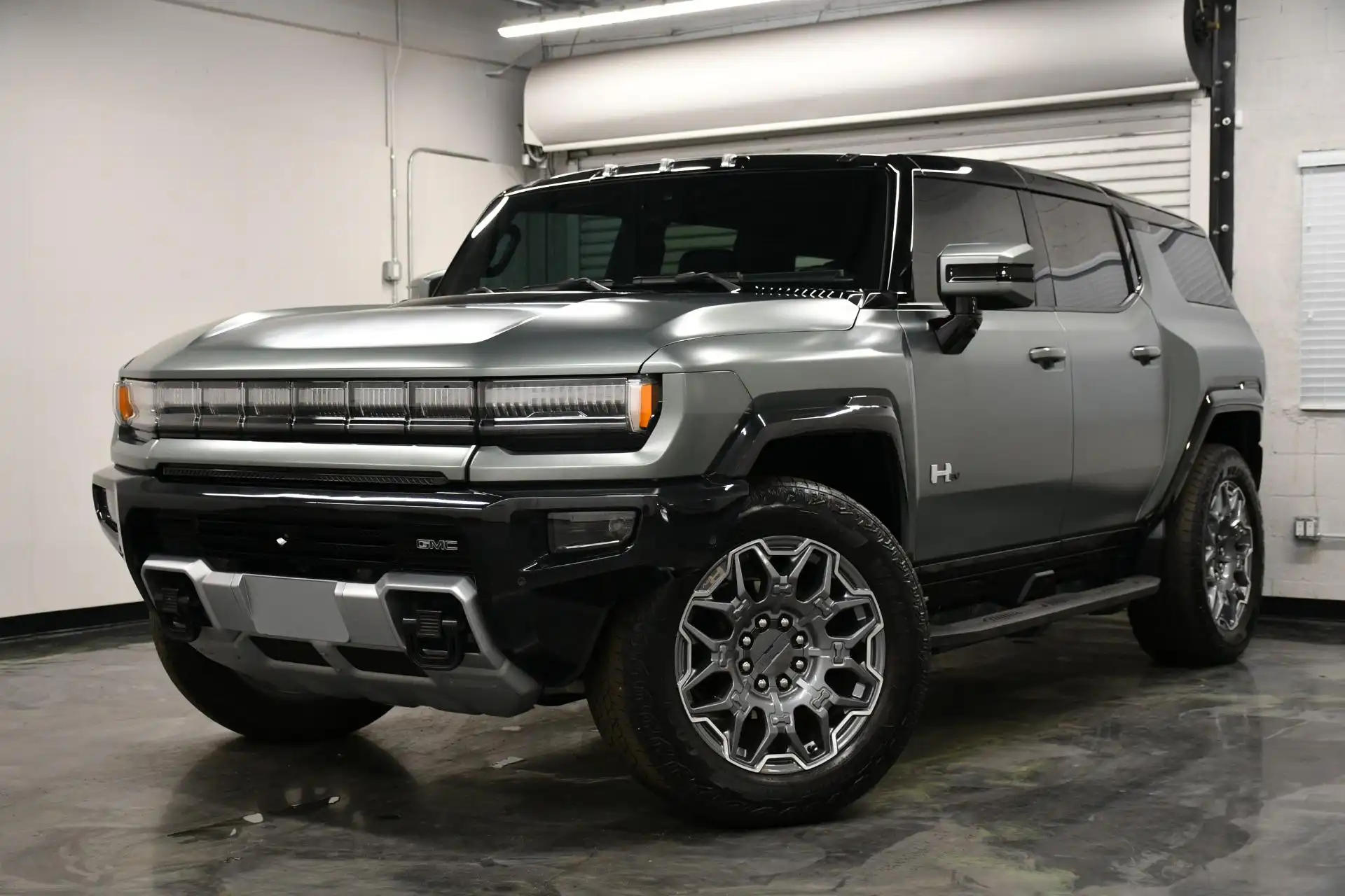 2024 GMC Hummer EV e4WD 4dr 3X's photo