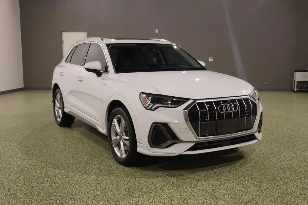 2022 Audi Q3 45 TFSI S Line Premium Plus quattro's photo