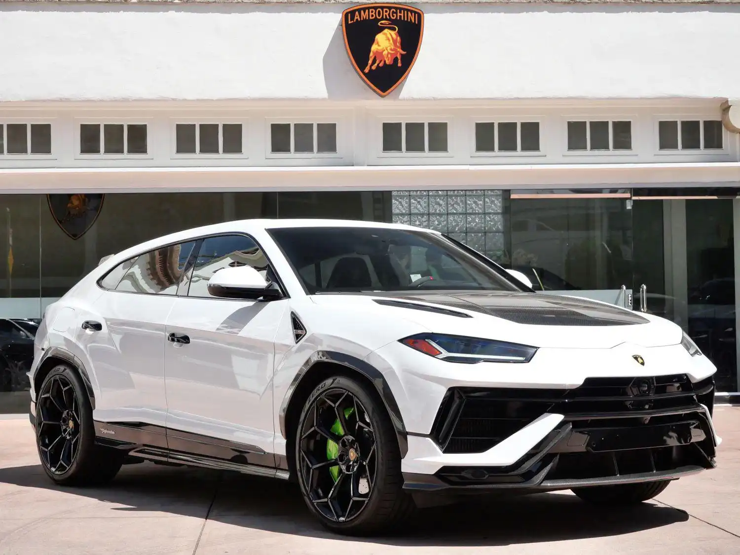 2024 Lamborghini Urus 4.0 V8 Performante's photo