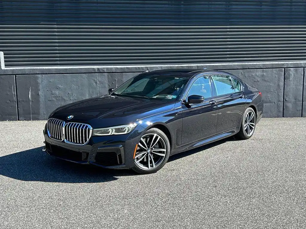 2021 BMW 7 Series 740i xDrive Sedan's photo