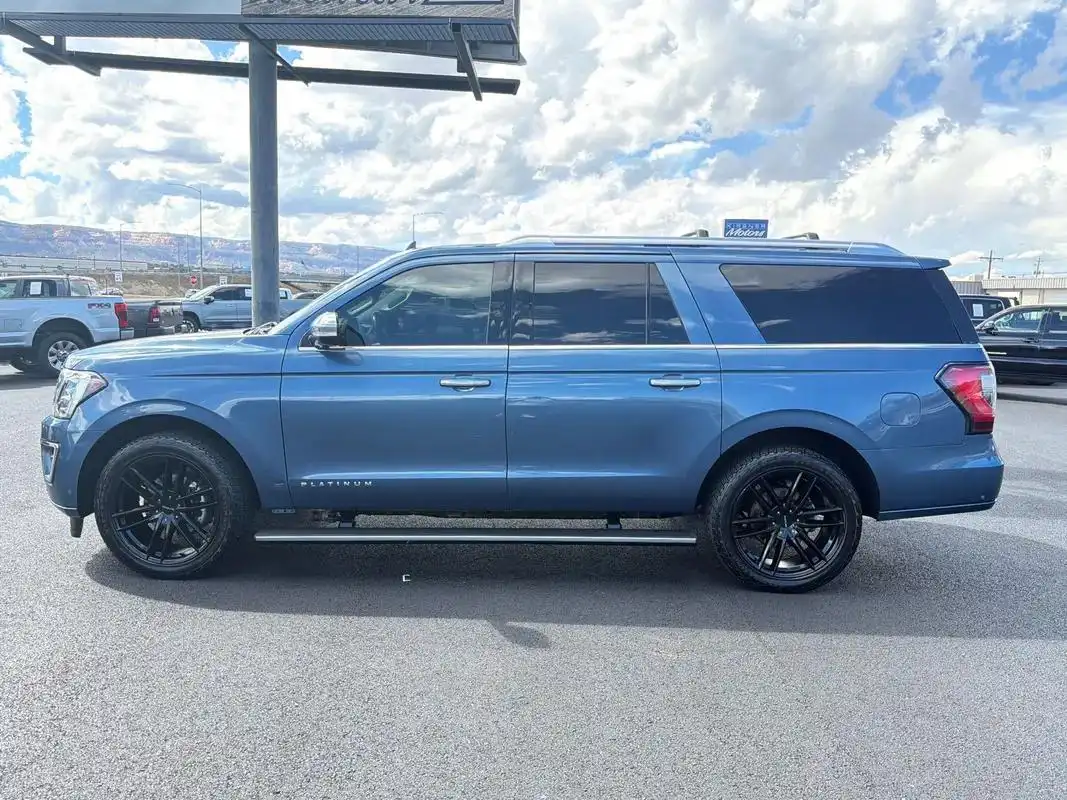 2018 Ford Expedition Platinum 4WD MAX's photo