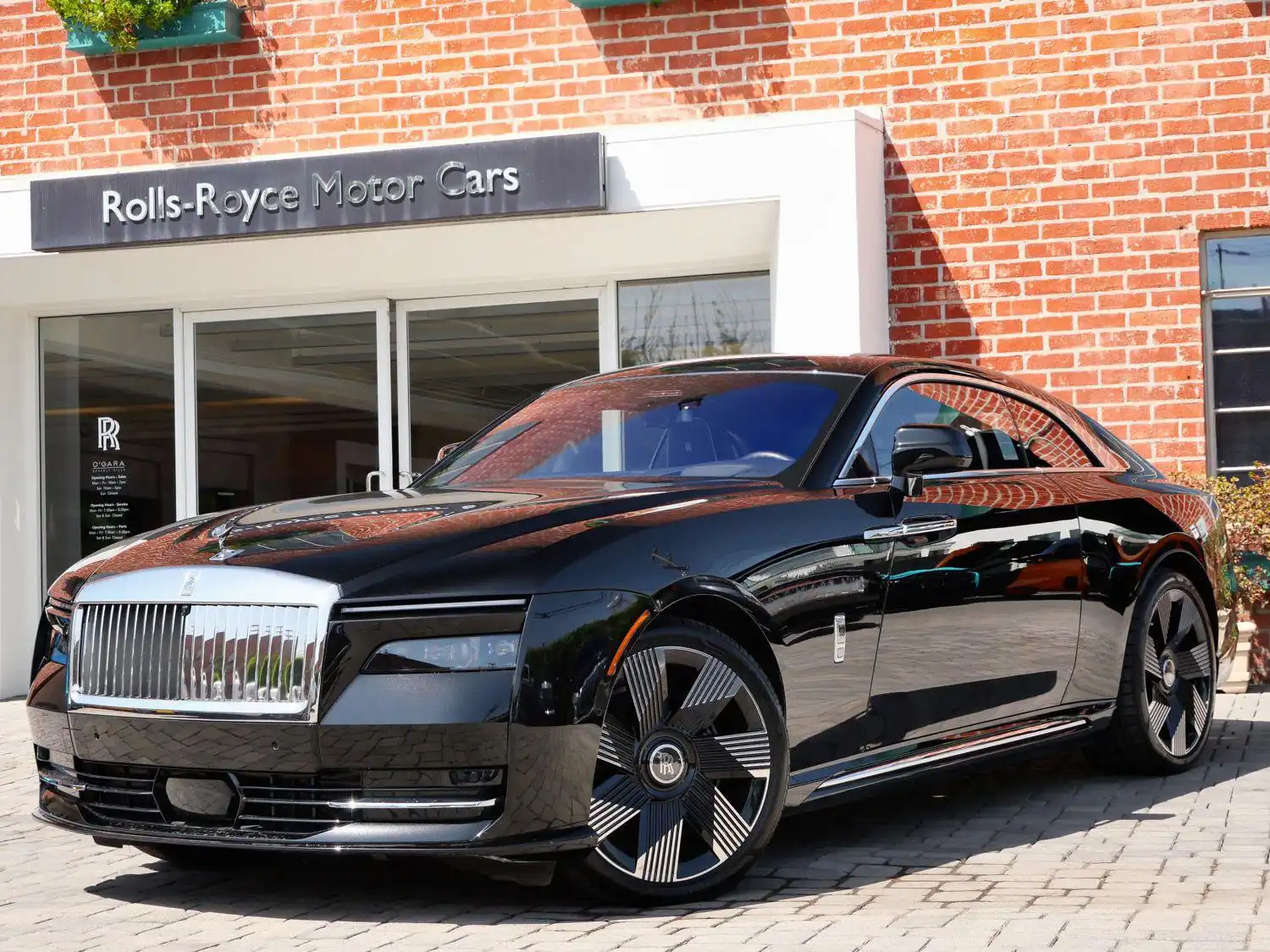 2025 Rolls-Royce Spectre Base's photo