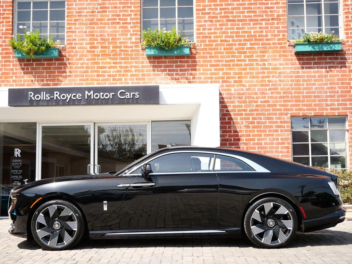 2025 Rolls-Royce Spectre Base photo 3
