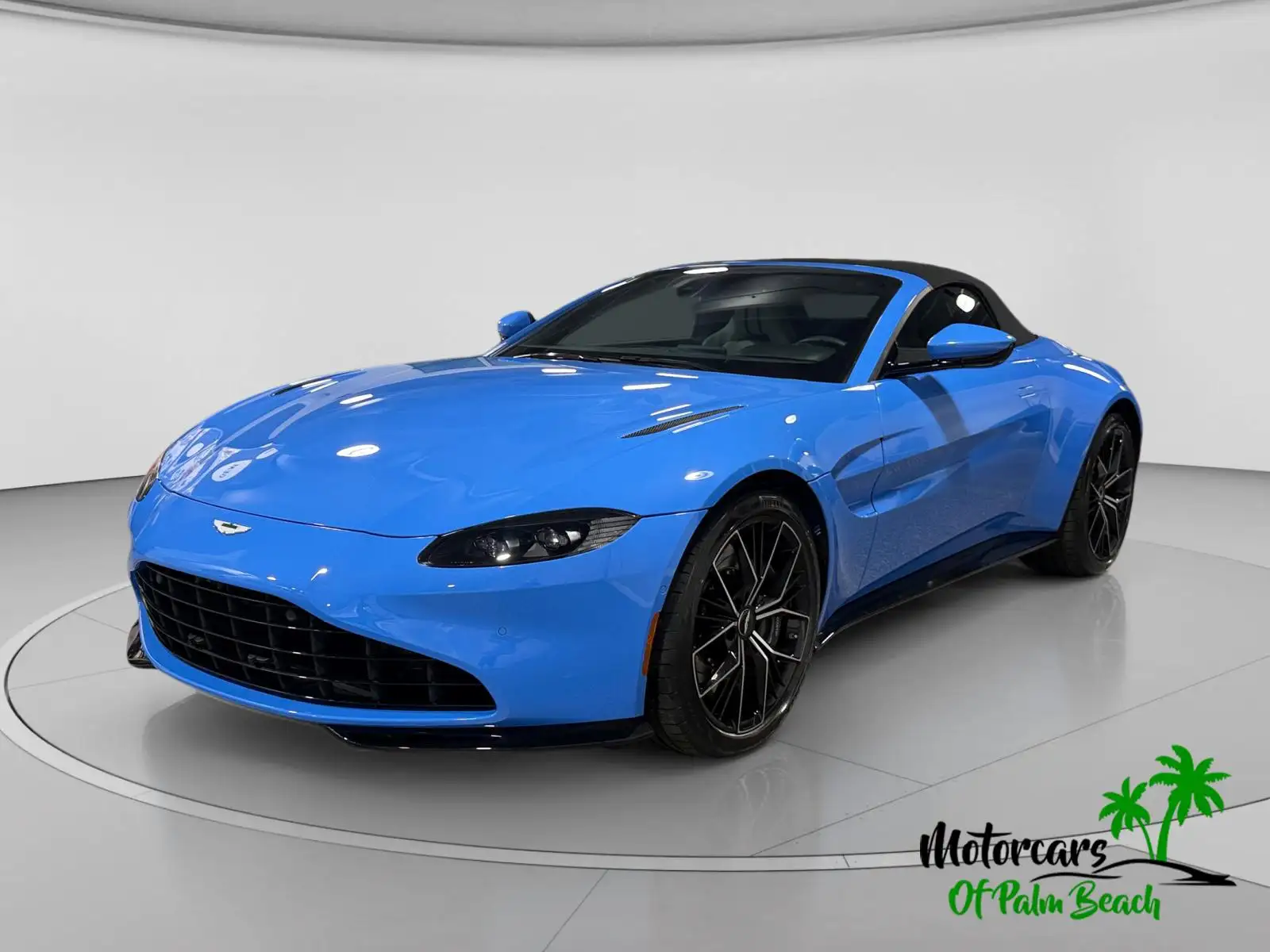 2021 Aston Martin Vantage 4.0 V8 Roadster's photo