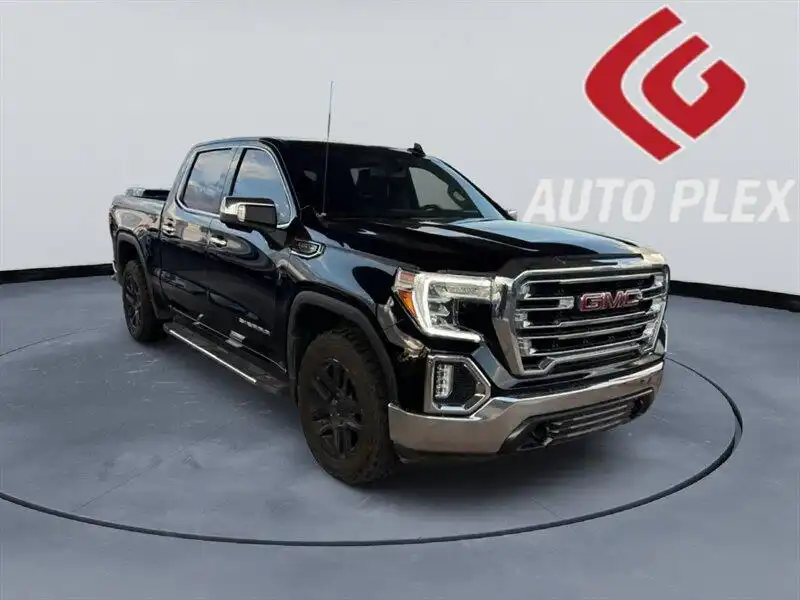 2022 GMC Sierra SLT 4WD Crew Cab Short Box's photo