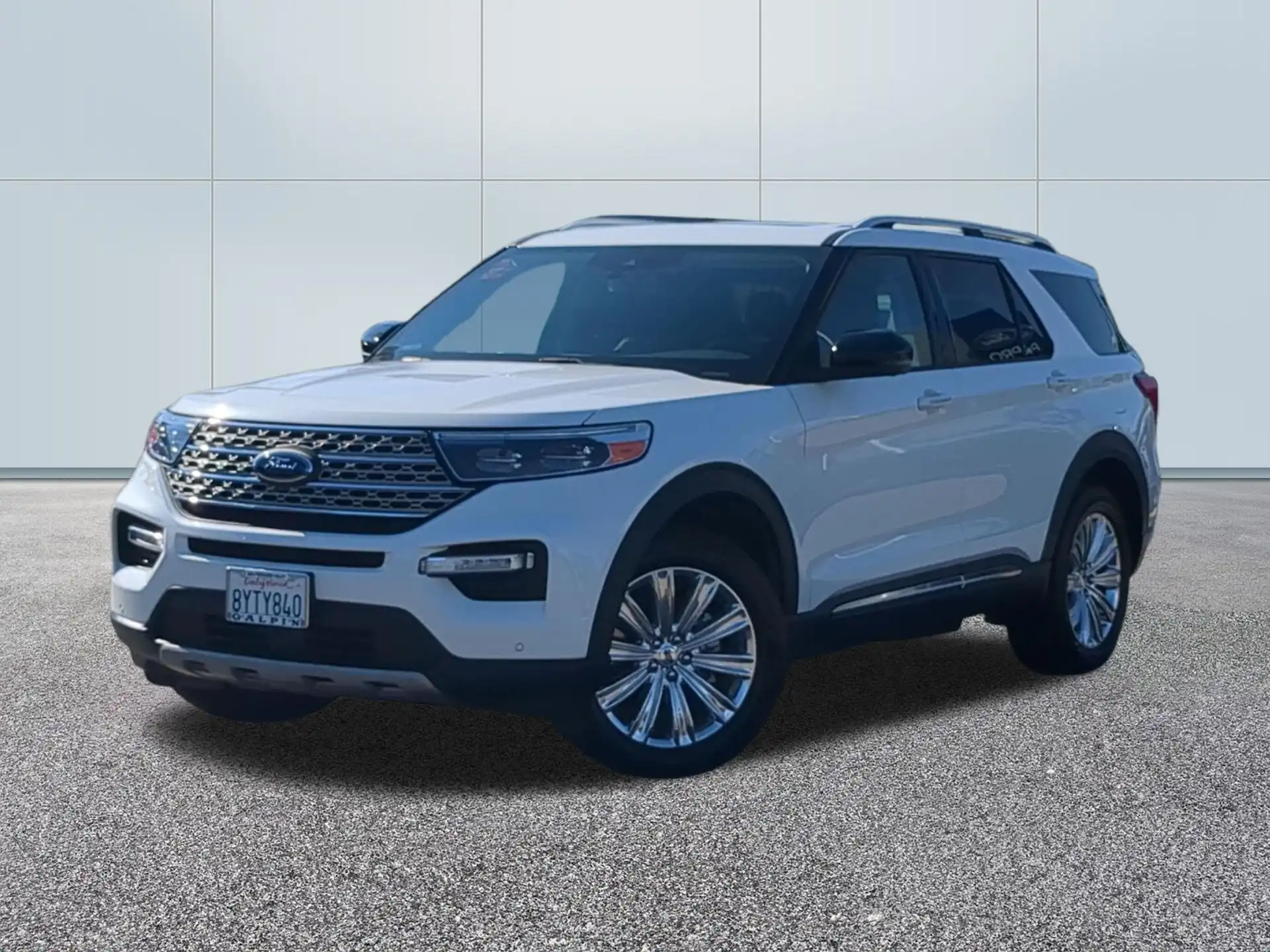 2021 Ford Explorer Hybrid Limited 4WD's photo