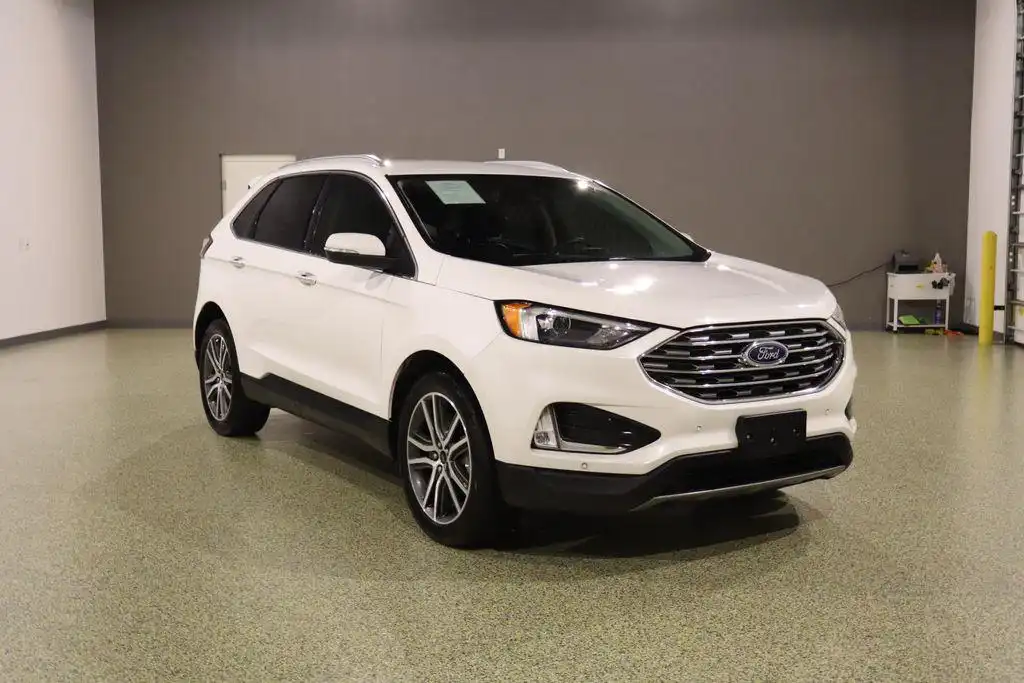 2023 Ford Edge Titanium AWD's photo