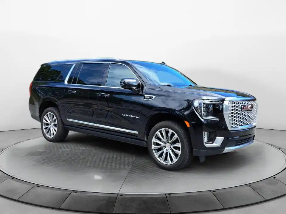2021 GMC Yukon Denali AWD's photo