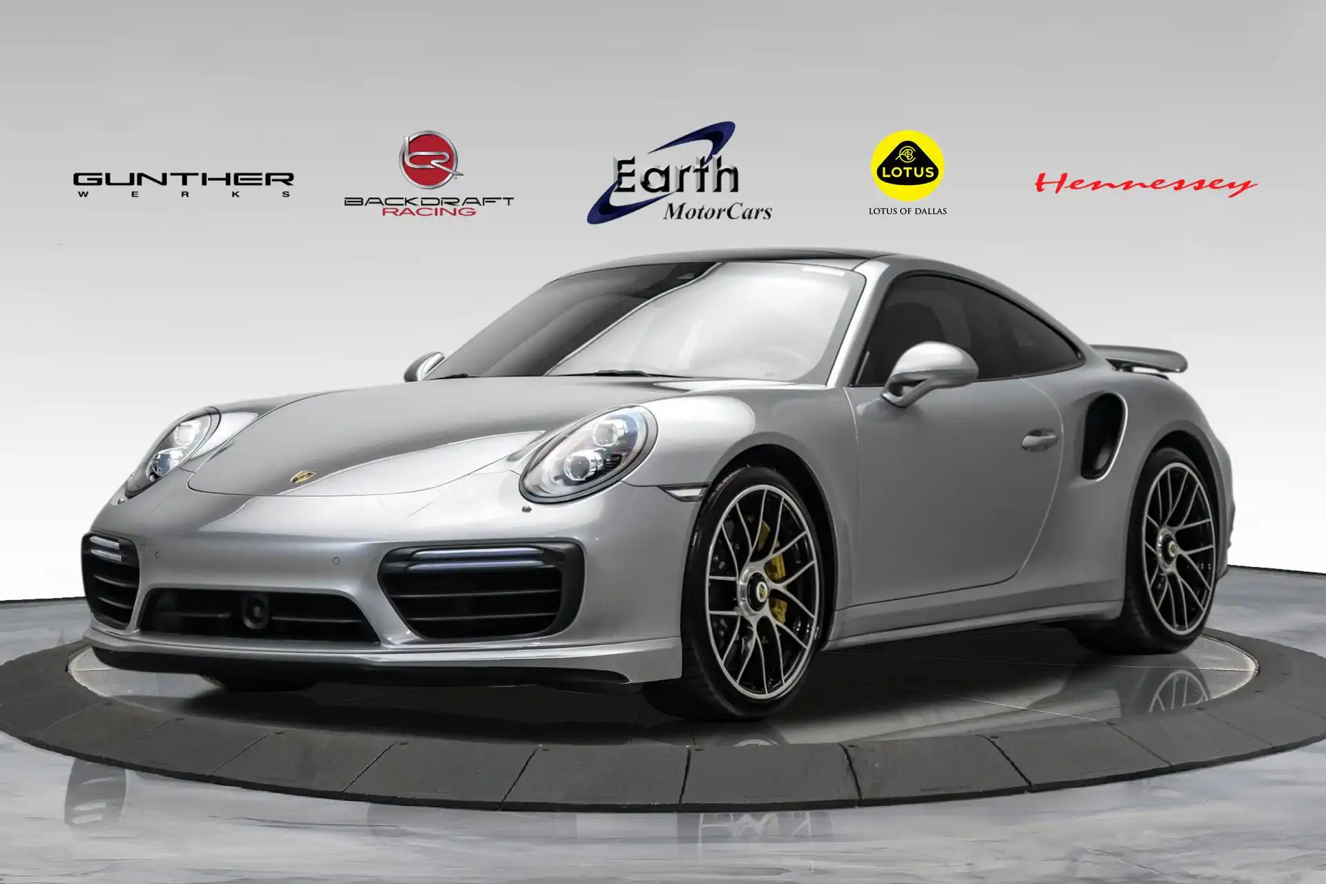 2017 Porsche 911 Turbo S Coupe's photo