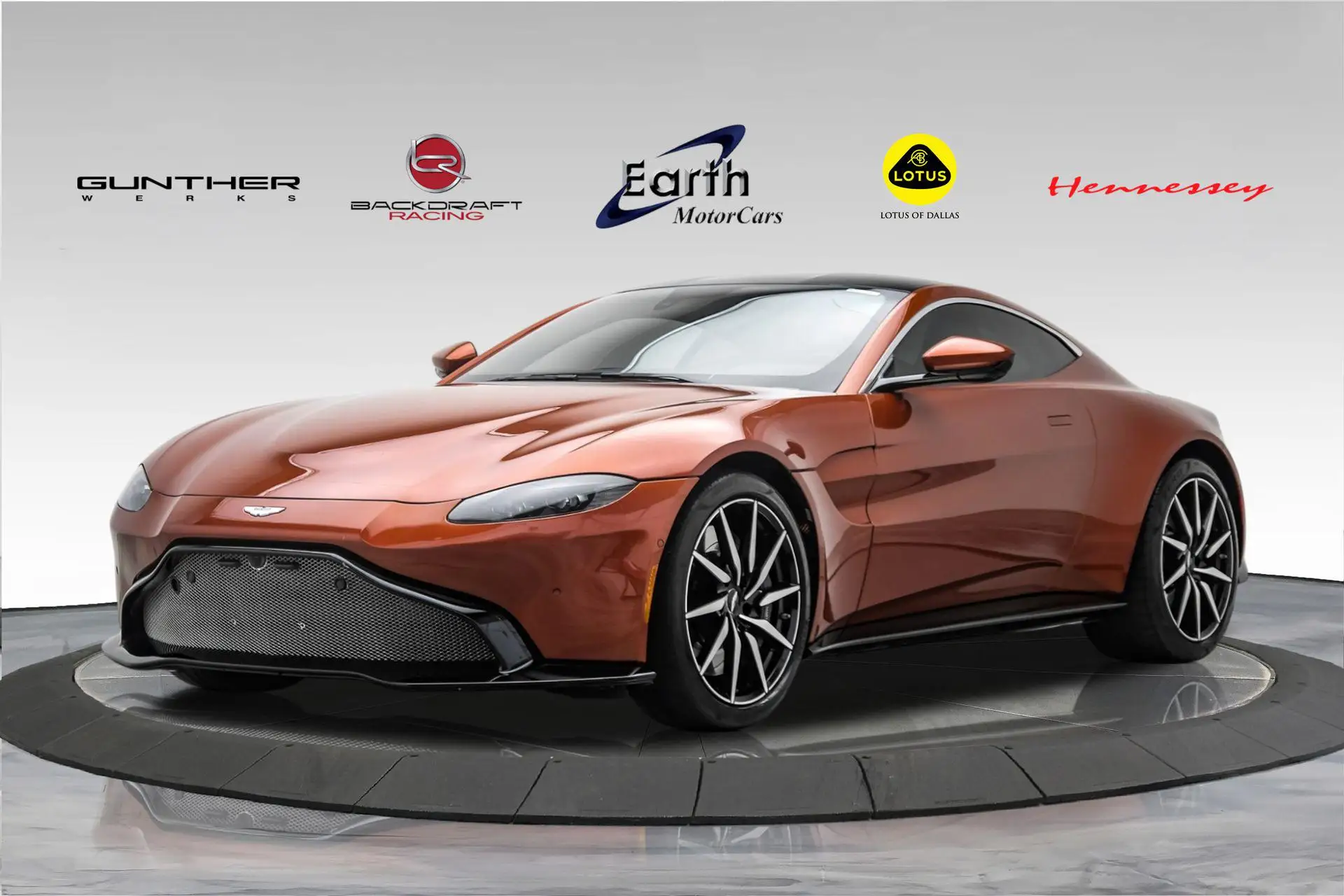 2019 Aston Martin Vantage 4.0 V8 photo 1