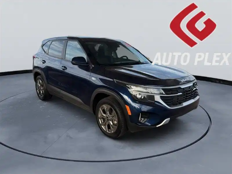 2025 Kia Seltos 2.0 LX AWD's photo