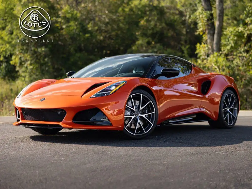 2025 Lotus Emira Base's photo