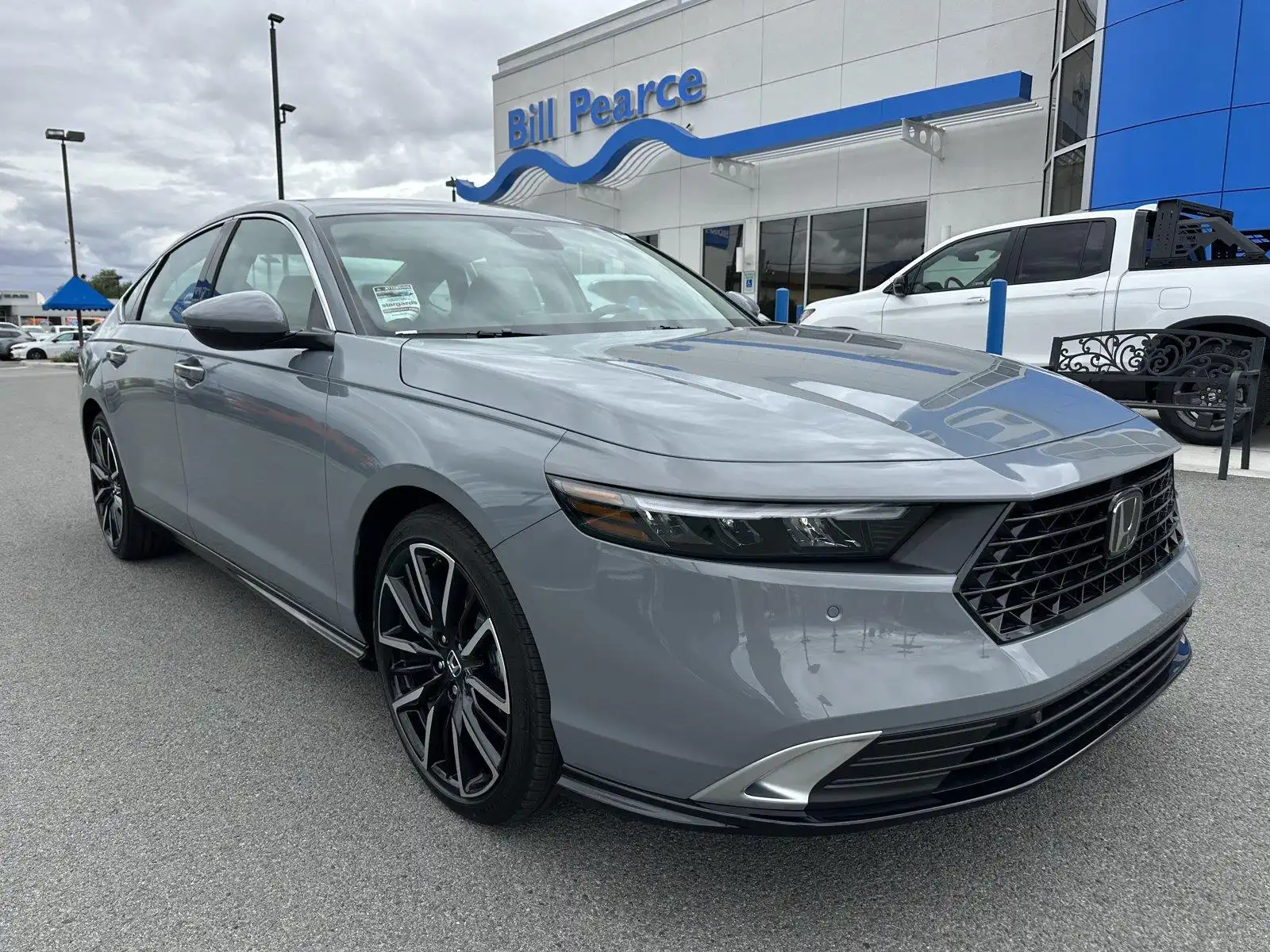2026 Honda Accord Hybrid Touring's photo