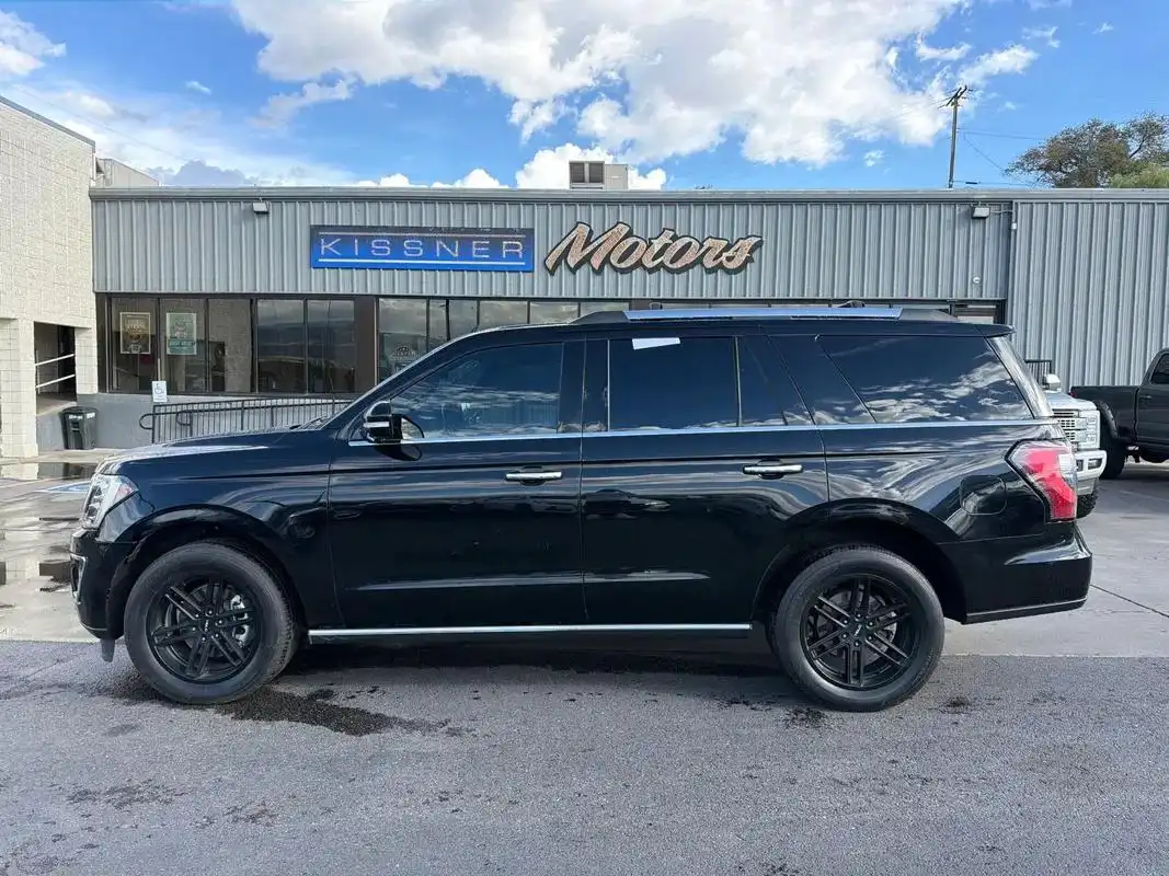 2018 Ford Expedition Limited 4WD's photo