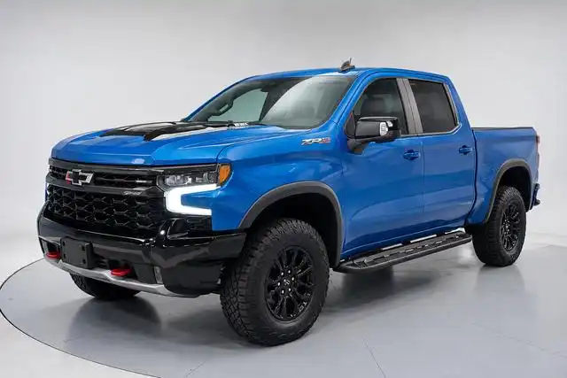 2023 Chevrolet Silverado 1500 ZR2 4WD Crew Cab Short Box's photo