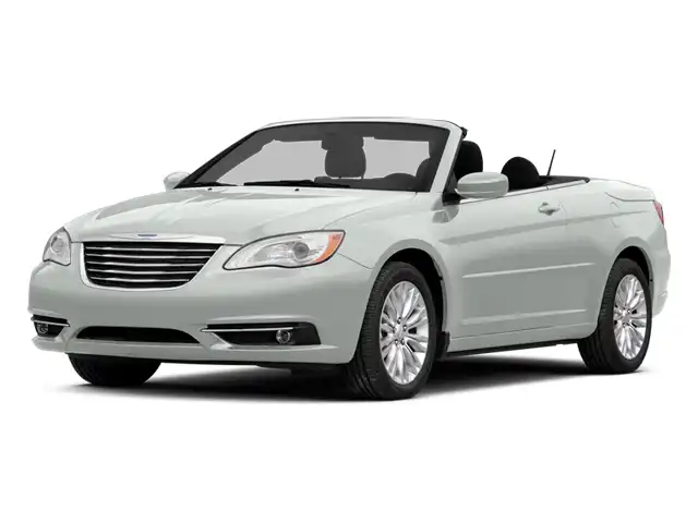 2014 Chrysler 200 Touring Convertible's photo
