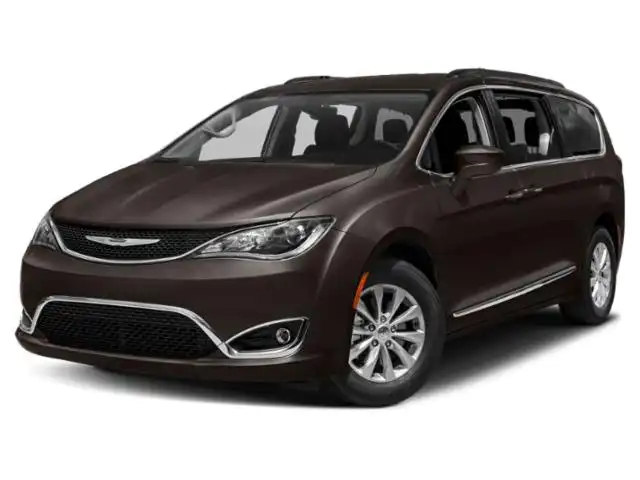 2018 Chrysler Pacifica Touring L's photo