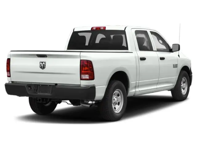 2014 RAM 1500 Express Crew Cab photo 3