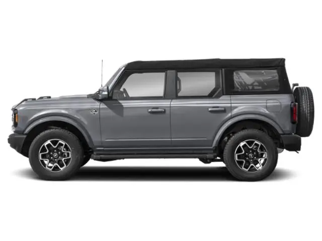 2026 Ford Bronco Outer Banks 4x4 photo 3