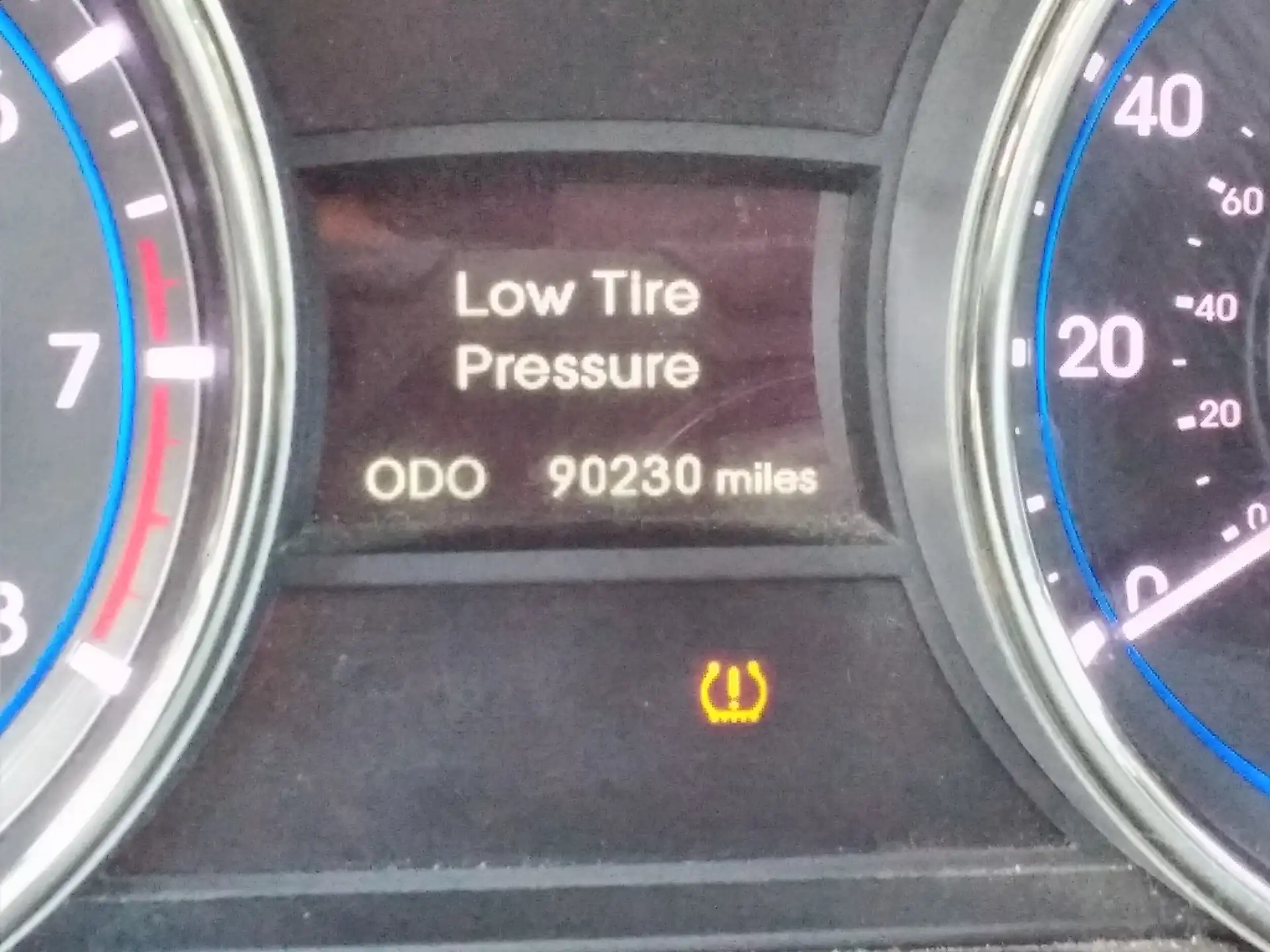 2013 Hyundai Sonata SE I4 A/T's photo