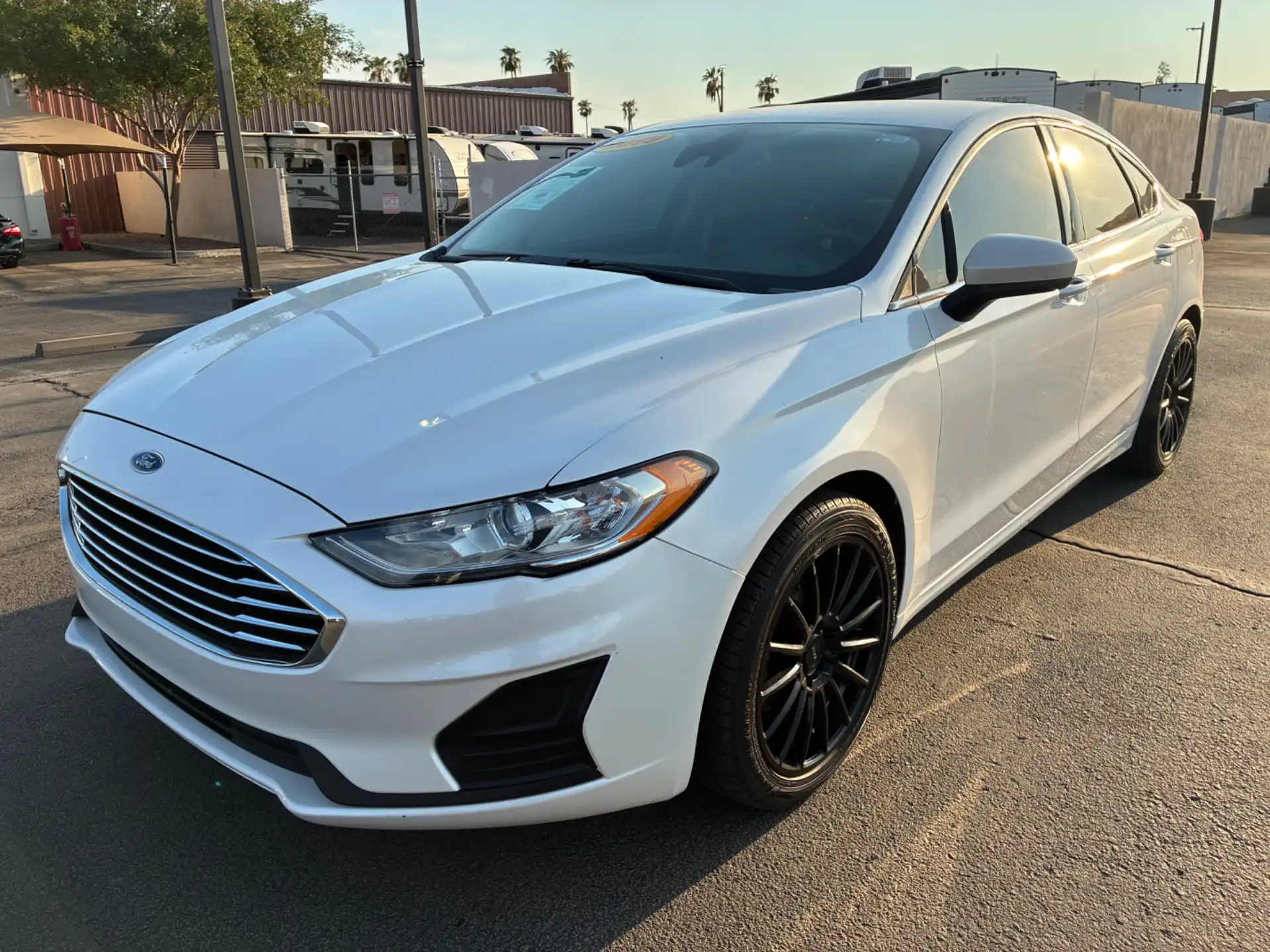 2019 Ford Fusion SE FWD's photo