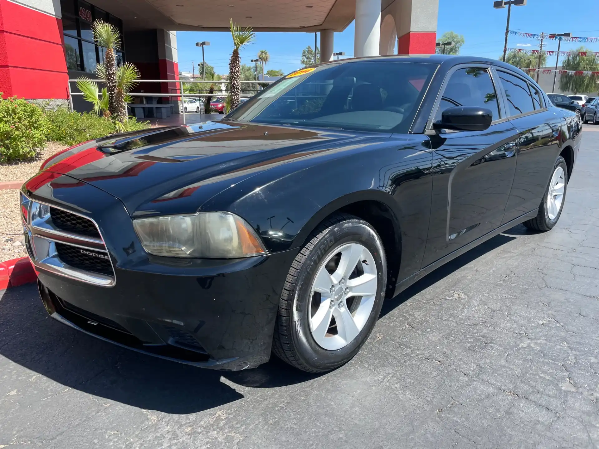2014 Dodge Charger SE's photo