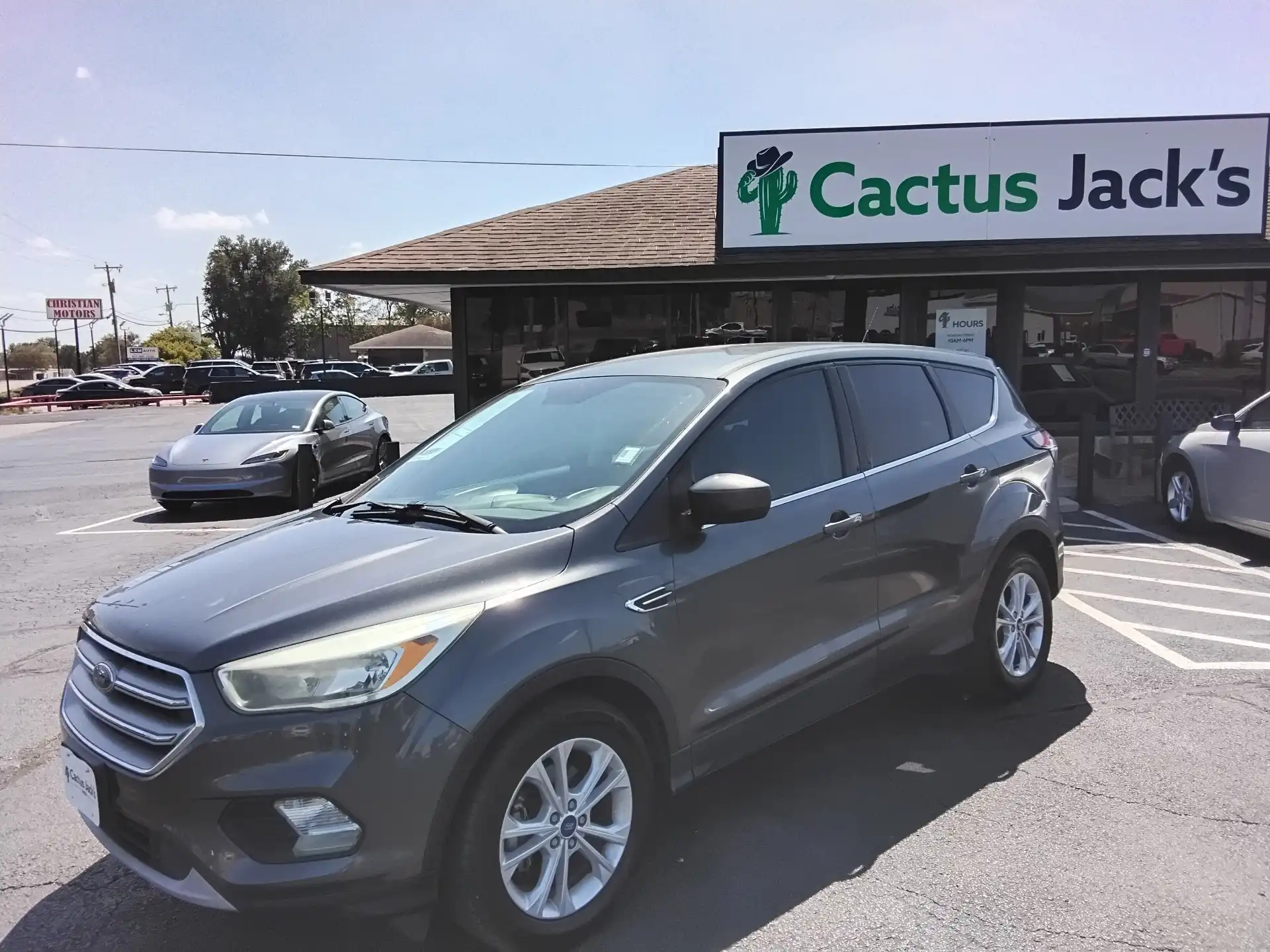 2017 Ford Escape SE's photo