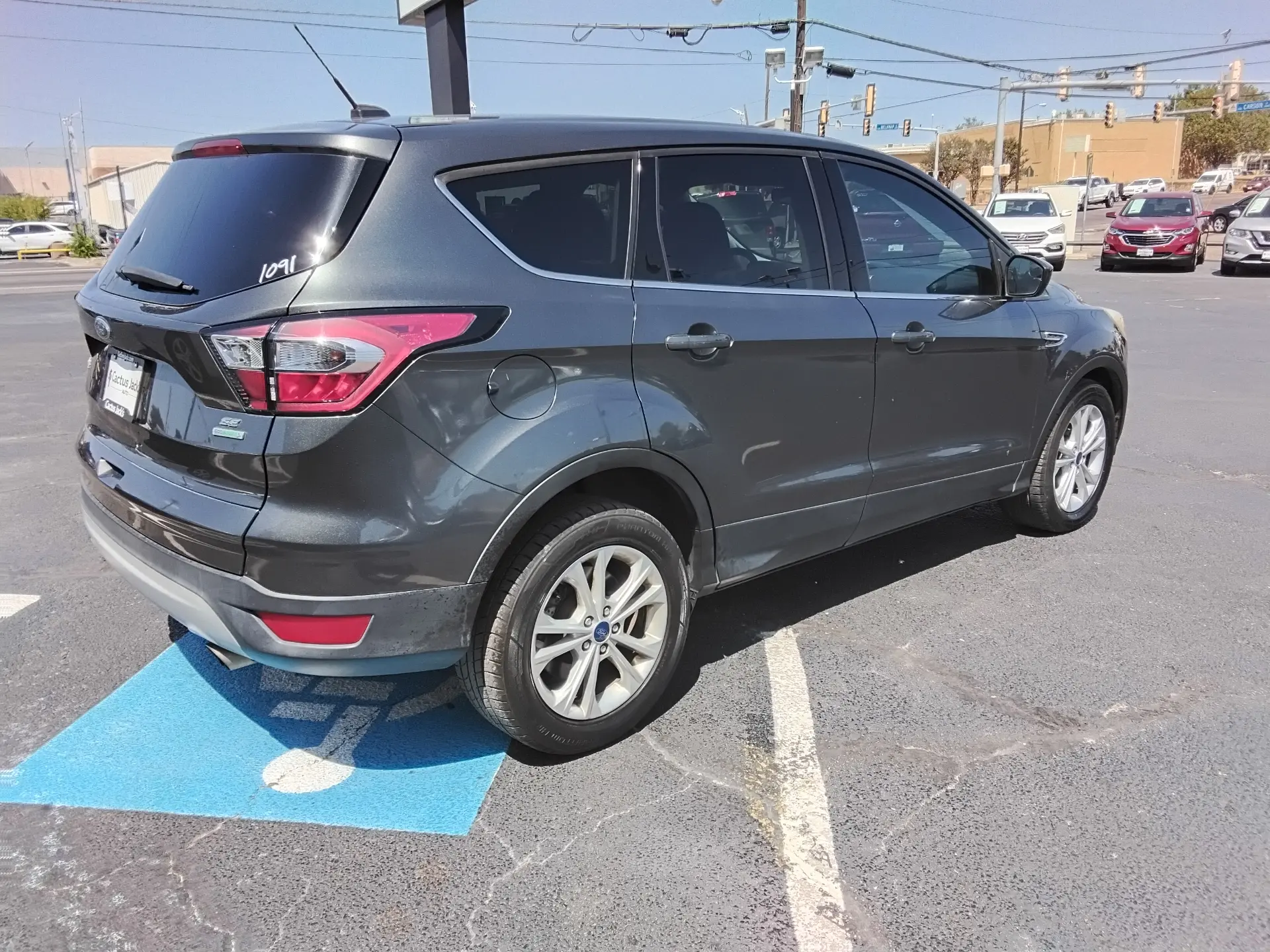2017 Ford Escape SE photo 5