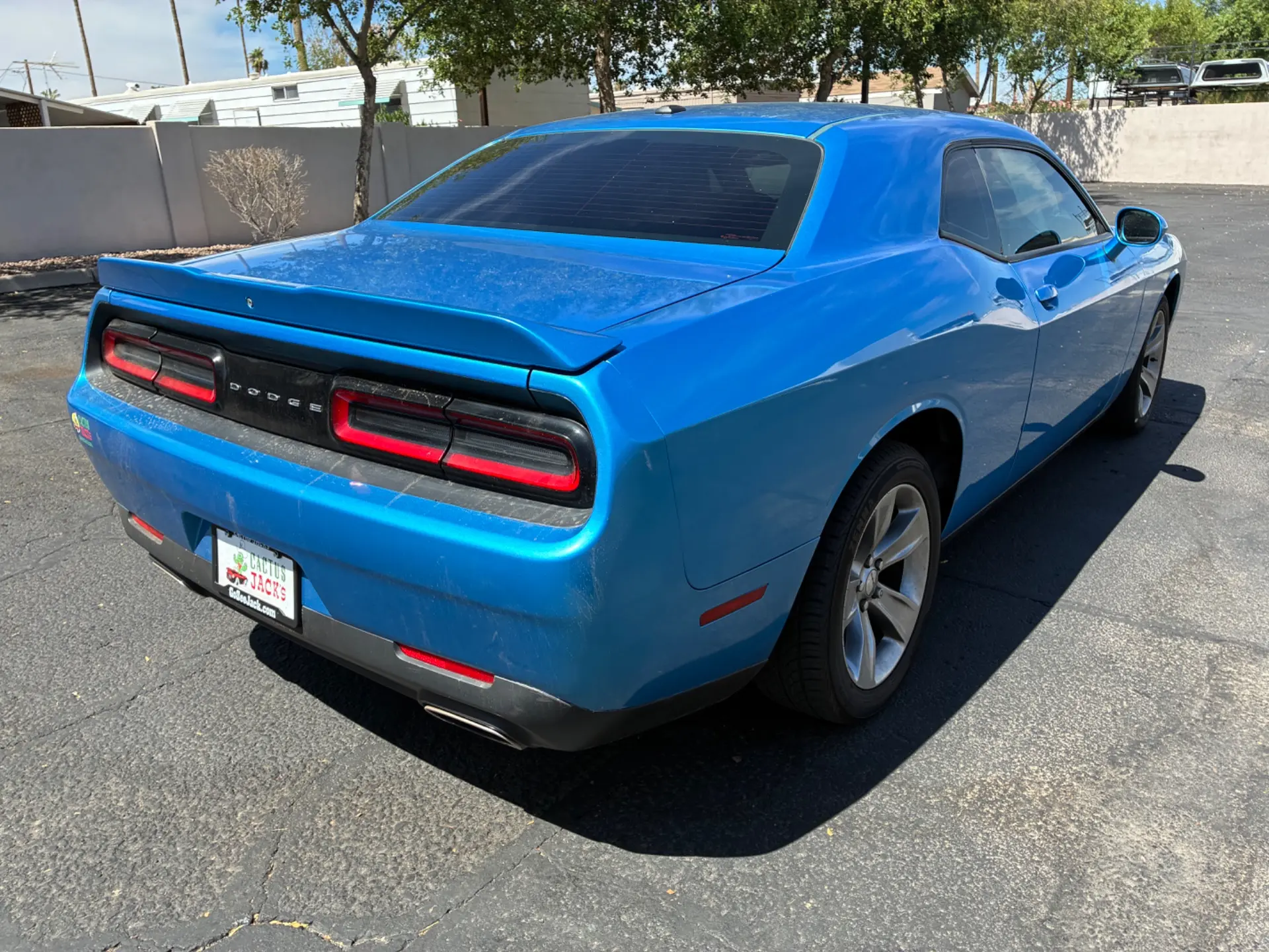 2019 Dodge Challenger SXT Auto photo 5