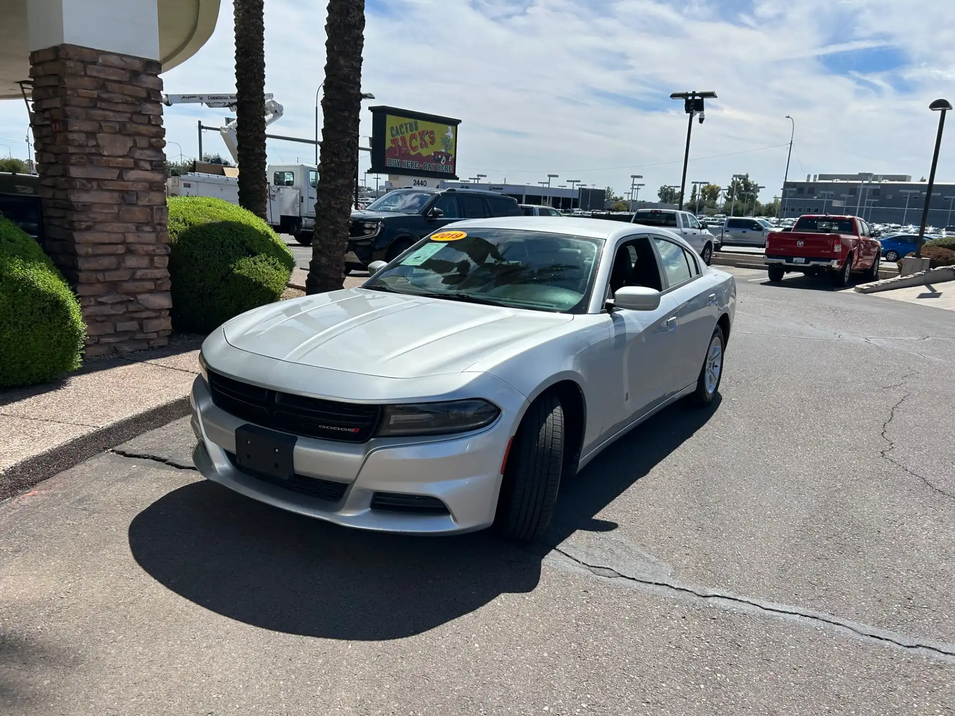 2019 Dodge Charger SXT's photo