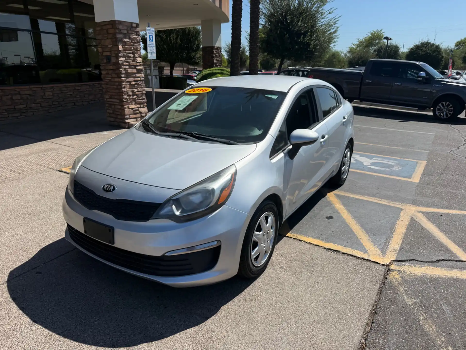 2016 Kia Rio LX AT's photo