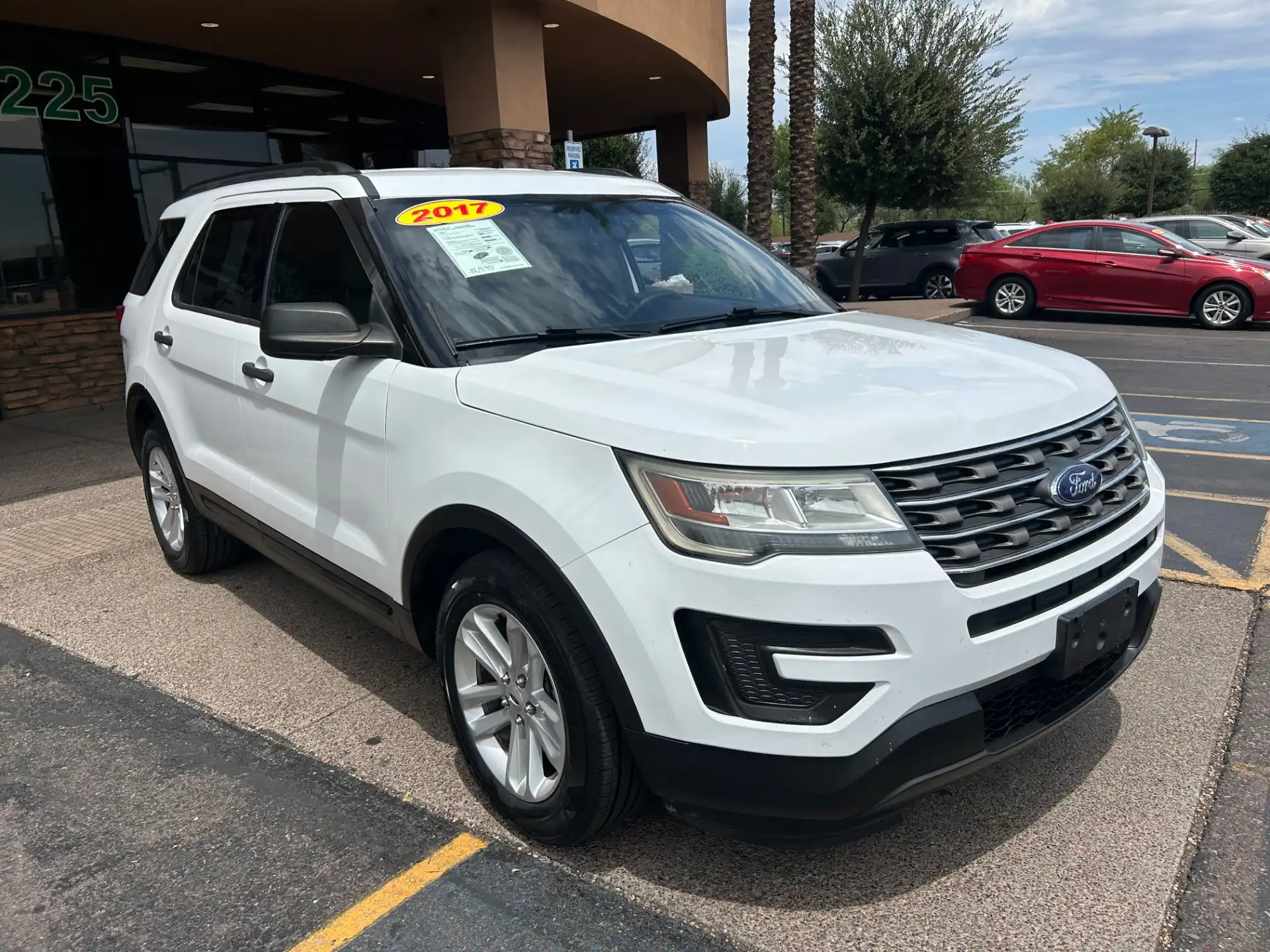 2017 Ford Explorer Base FWD's photo