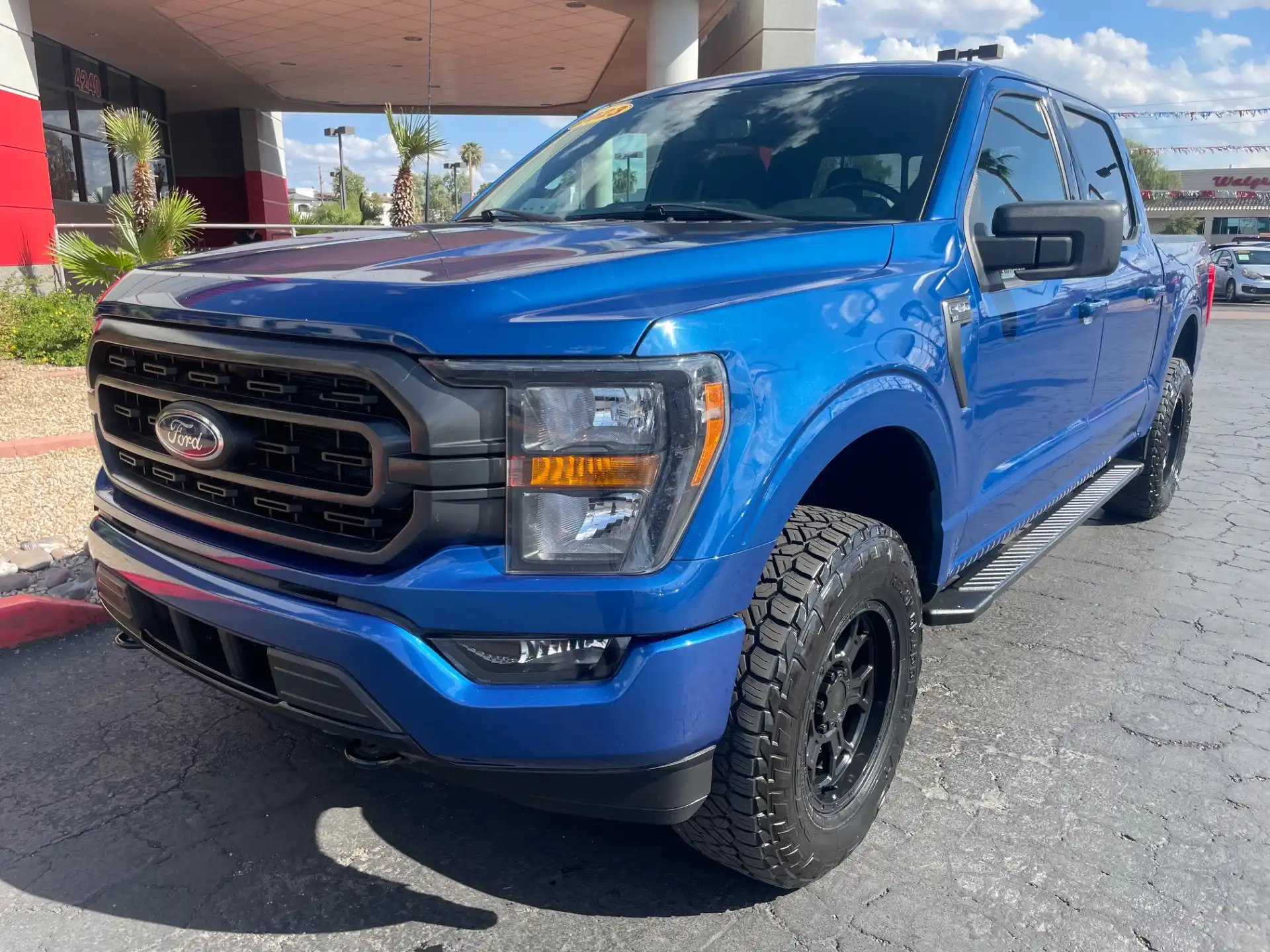 2023 Ford F-150 XLT 4WD SuperCrew 5-1/2' Box's photo