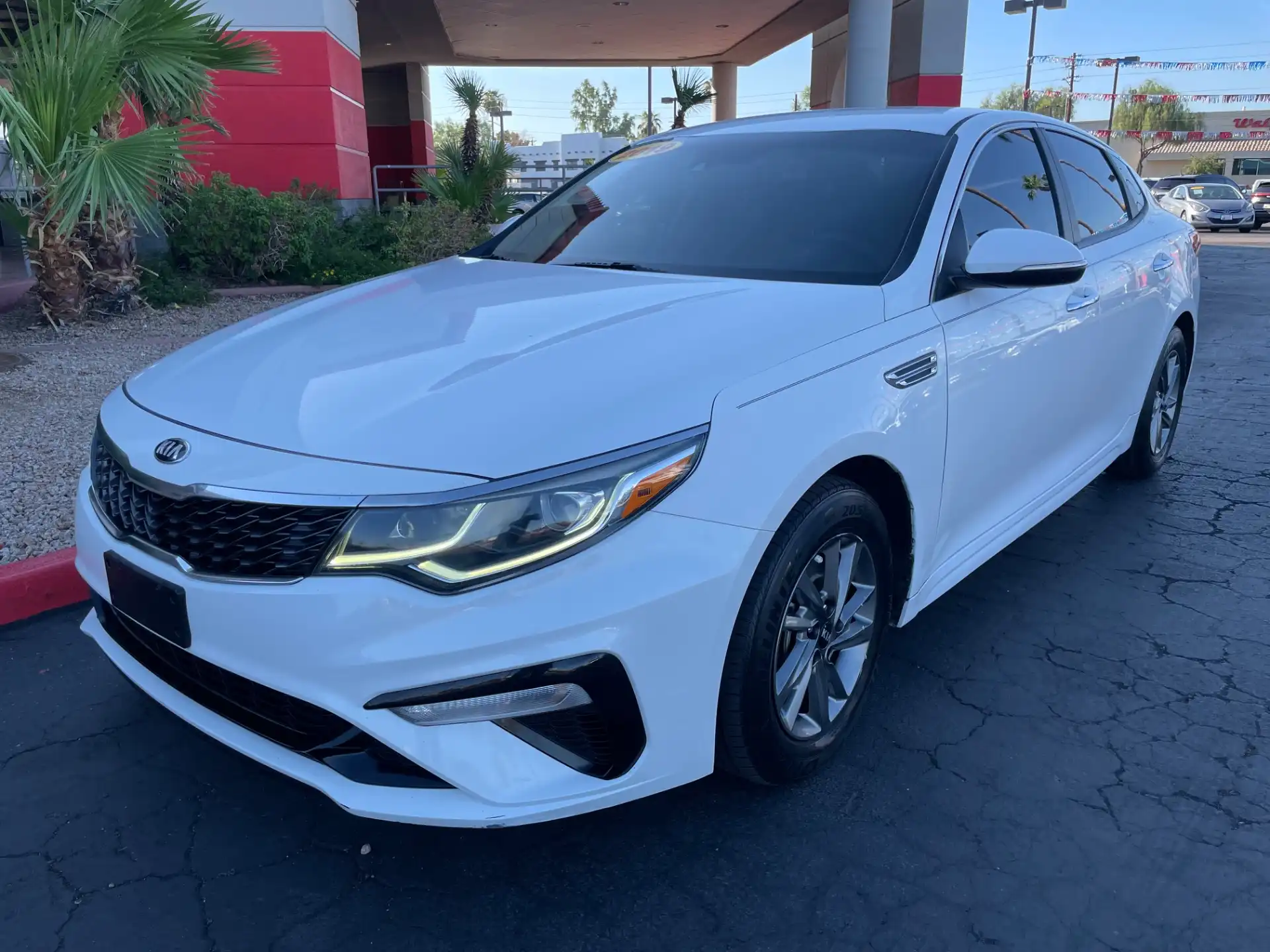 2019 Kia Optima LX Auto's photo