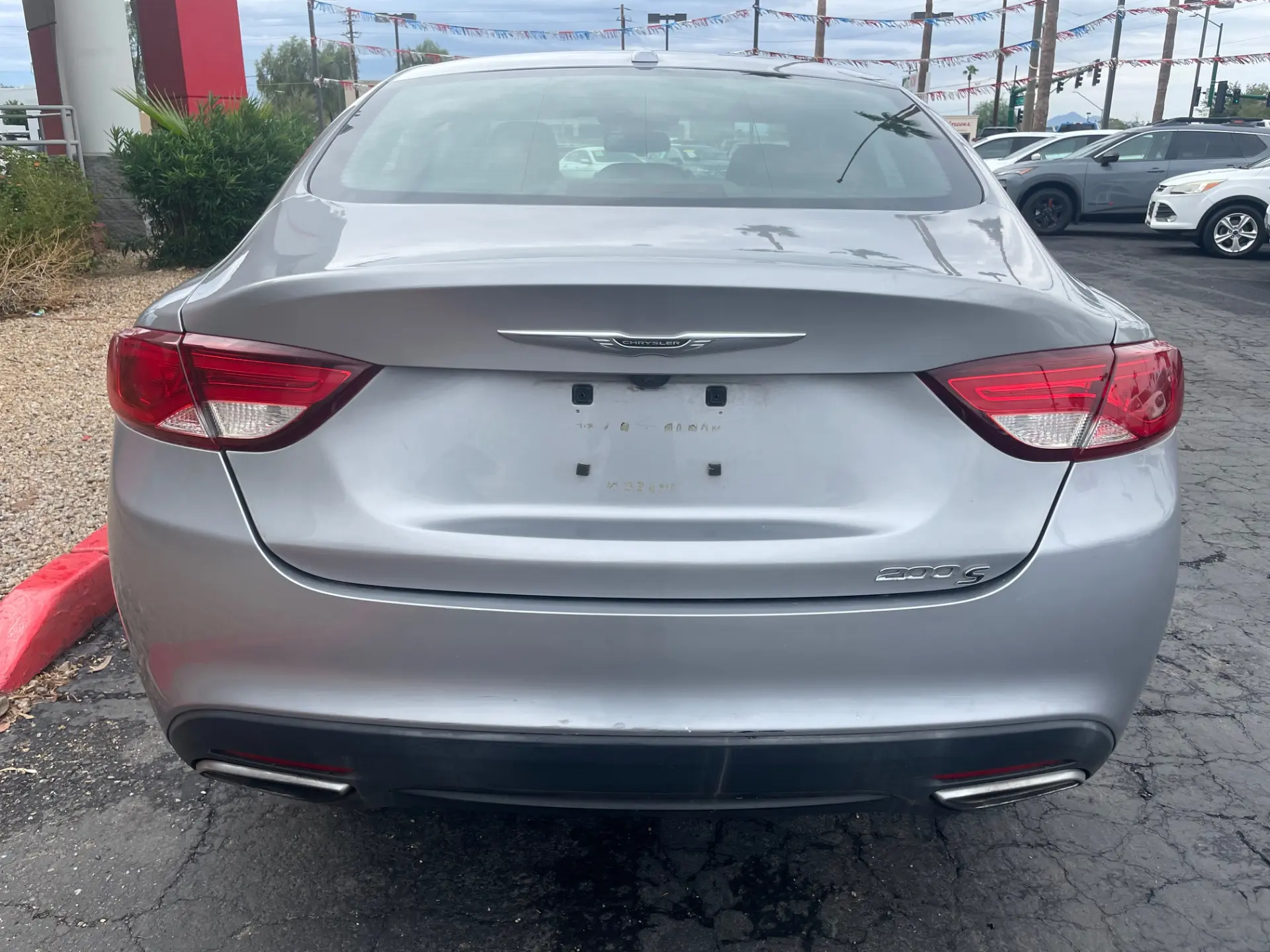 2016 Chrysler 200 S photo 5