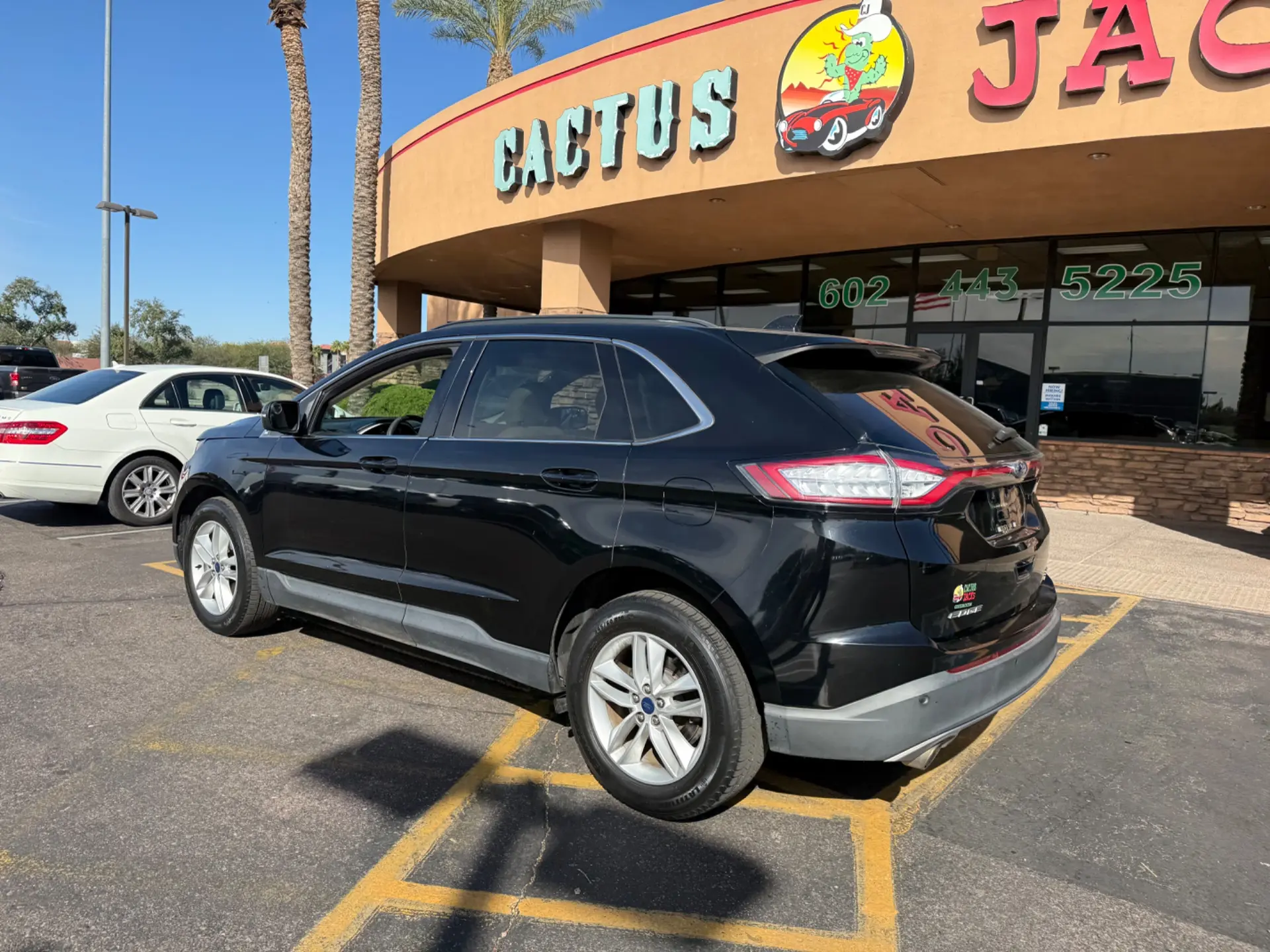 2016 Ford Edge SEL photo 4