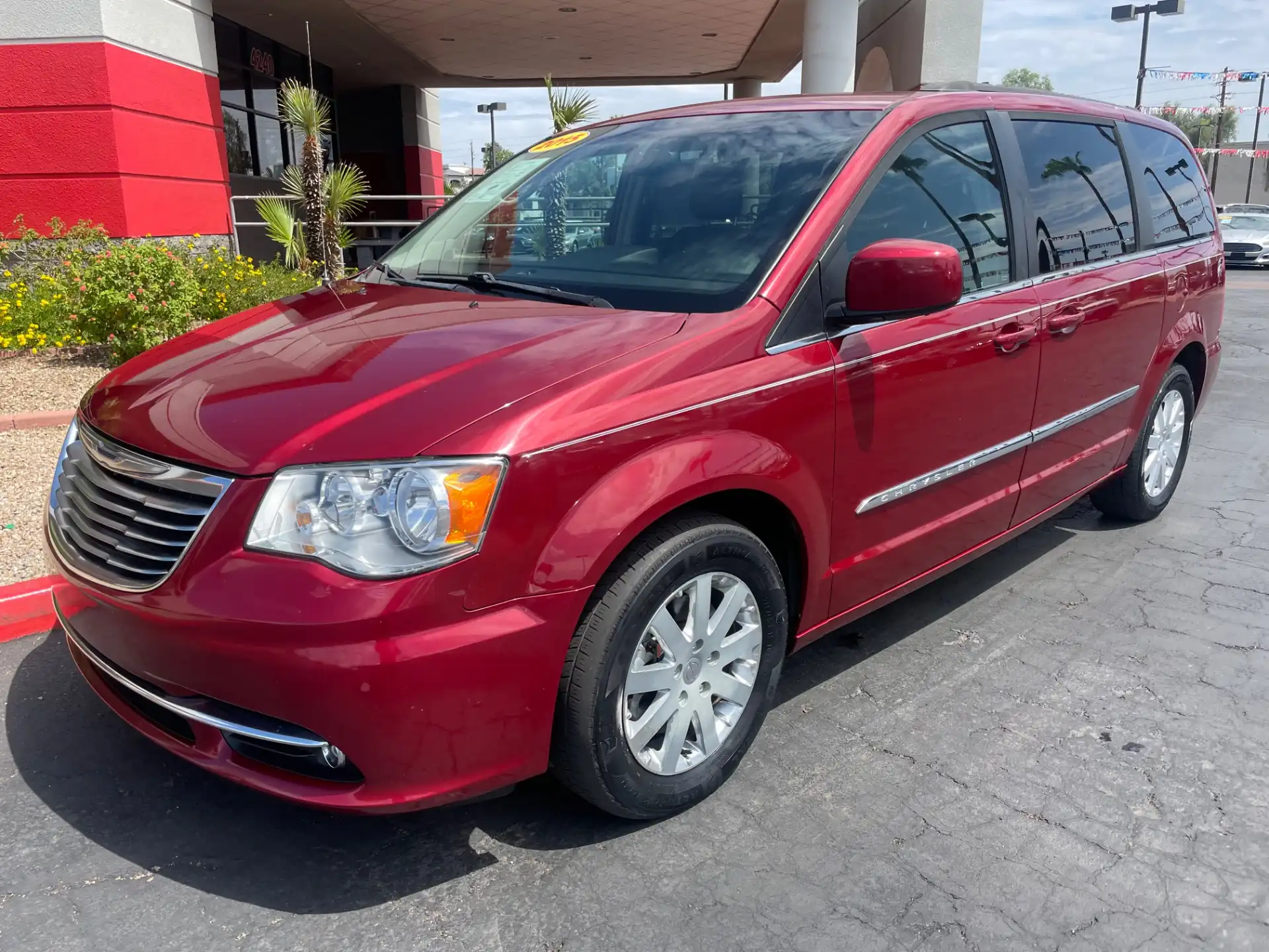 2015 Chrysler Town & Country Touring's photo