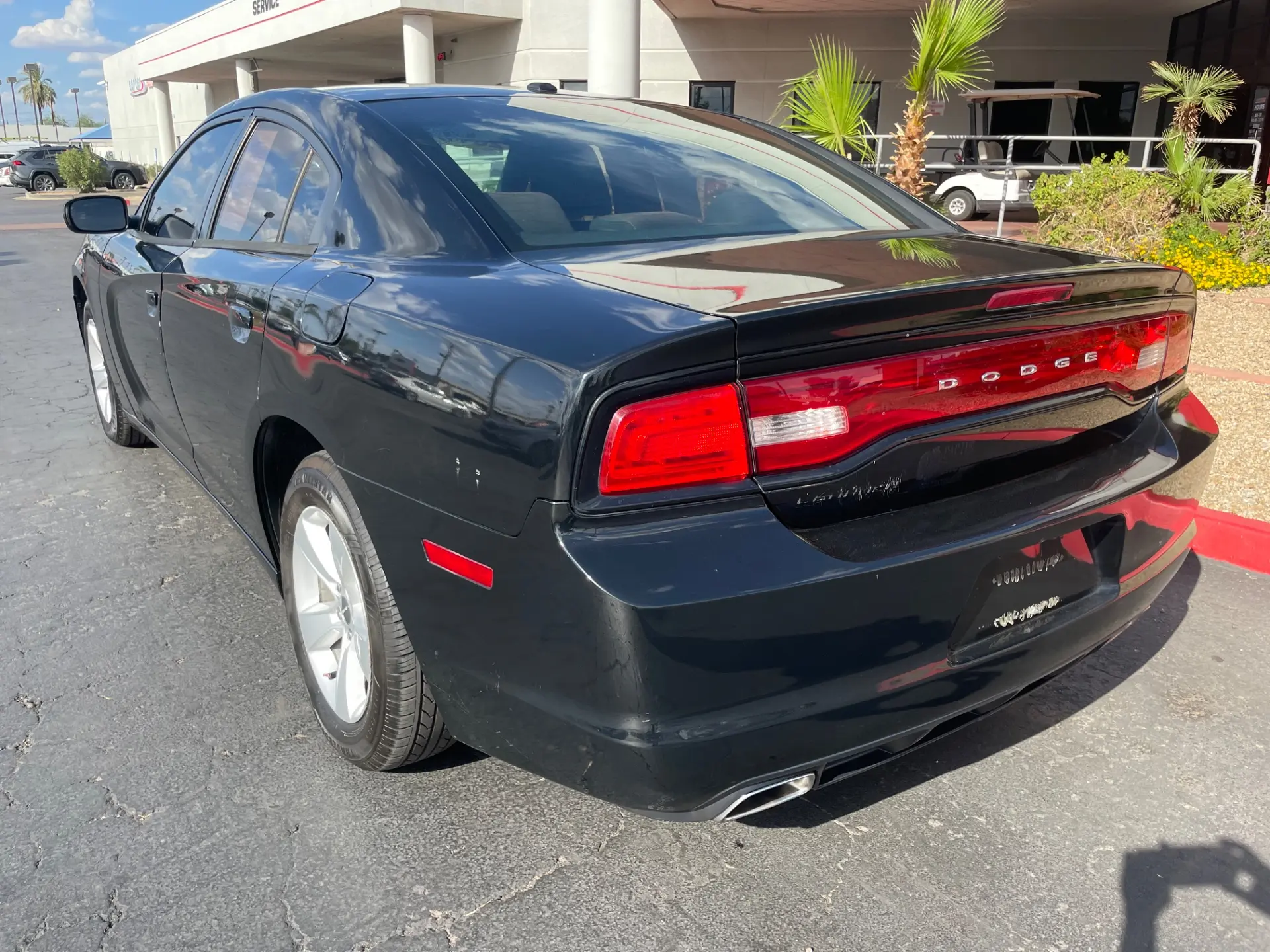 2014 Dodge Charger SE photo 4