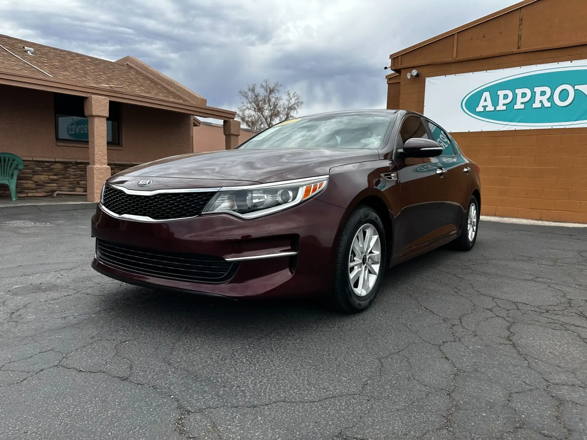 2017 Kia Optima LX AT's photo