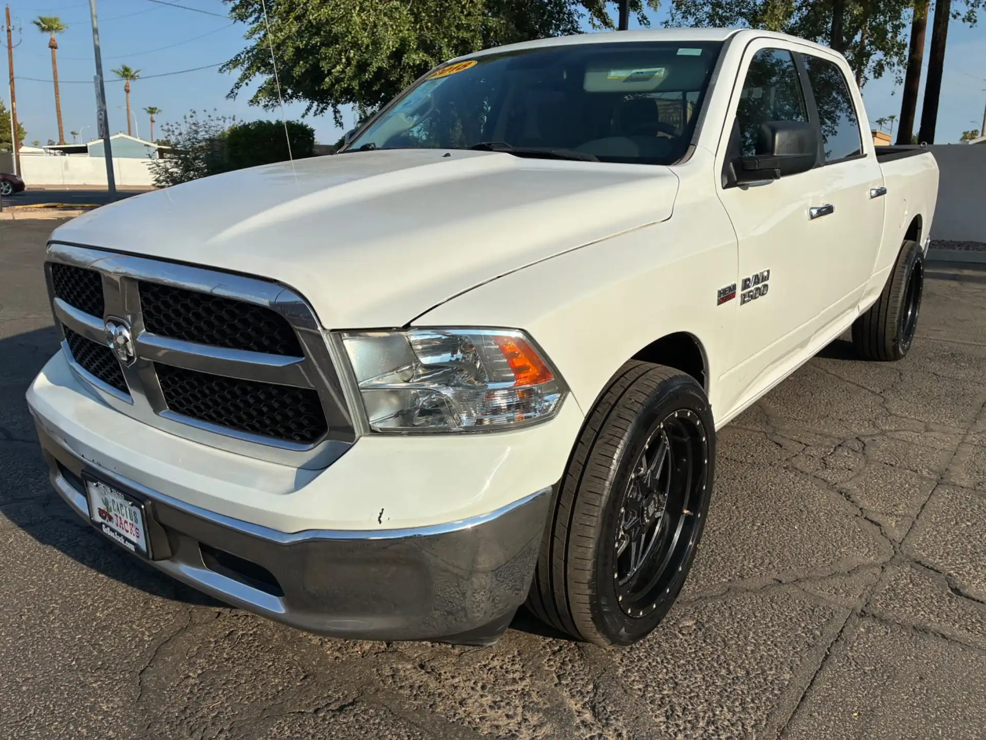 2018 RAM 1500 SLT Crew Cab 6'4's photo