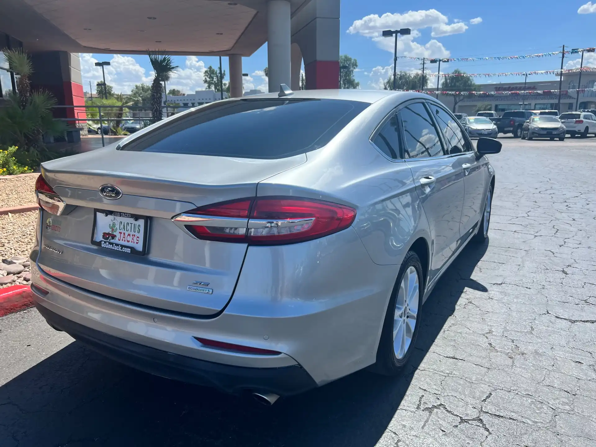 2020 Ford Fusion SE FWD's photo