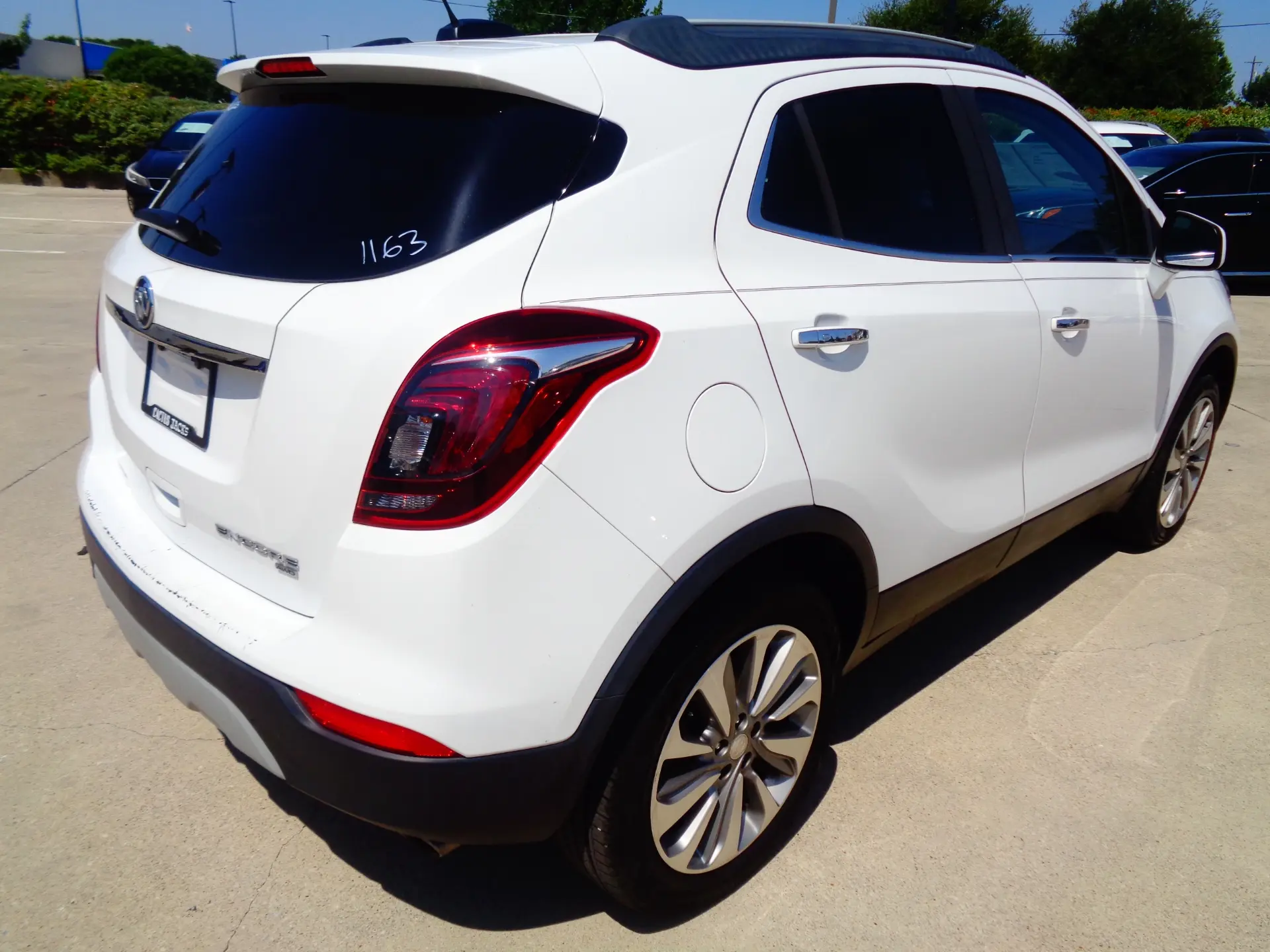 2020 Buick Encore Preferred AWD photo 3