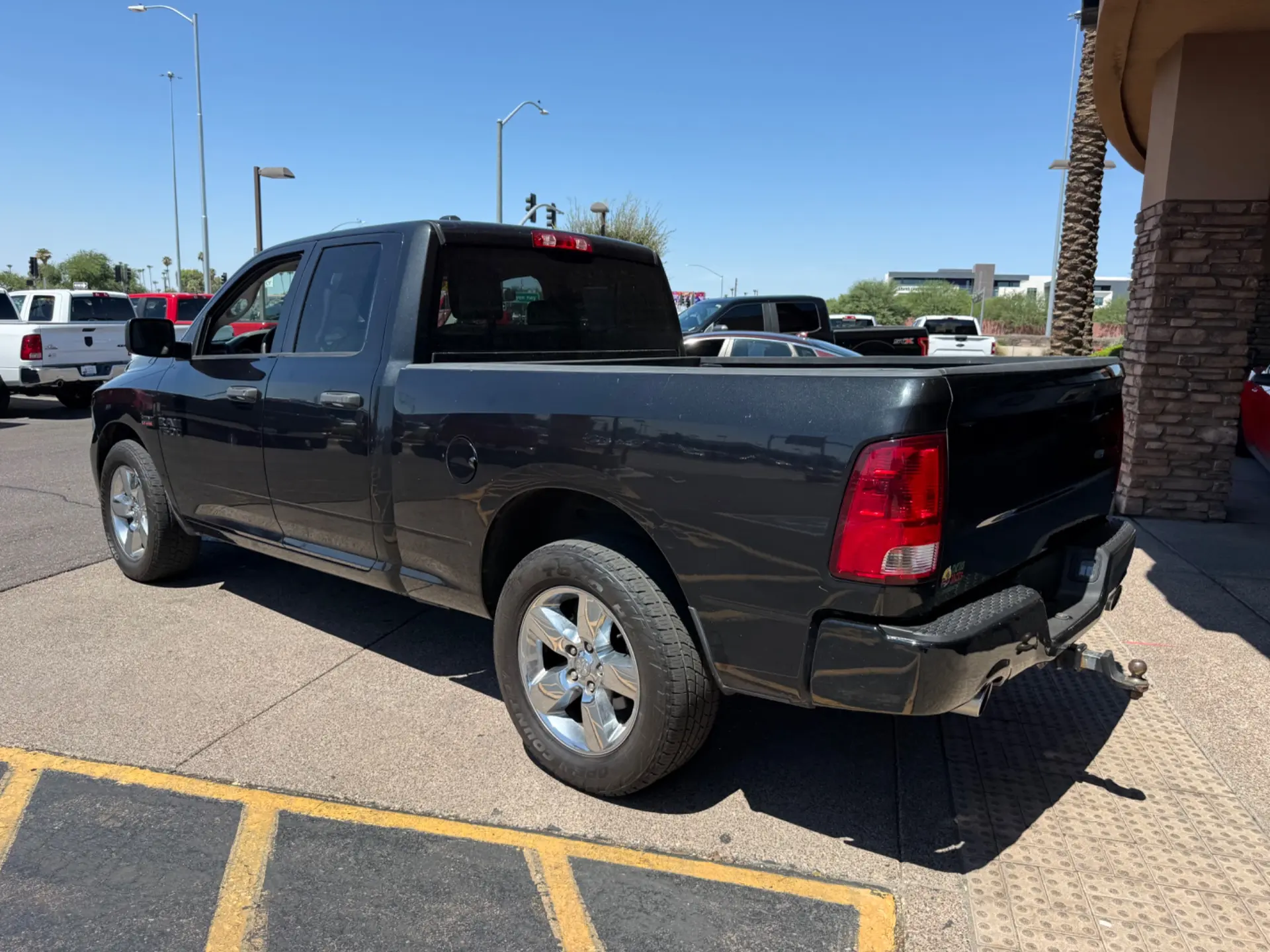 2015 RAM 1500 Express Quad Cab photo 4