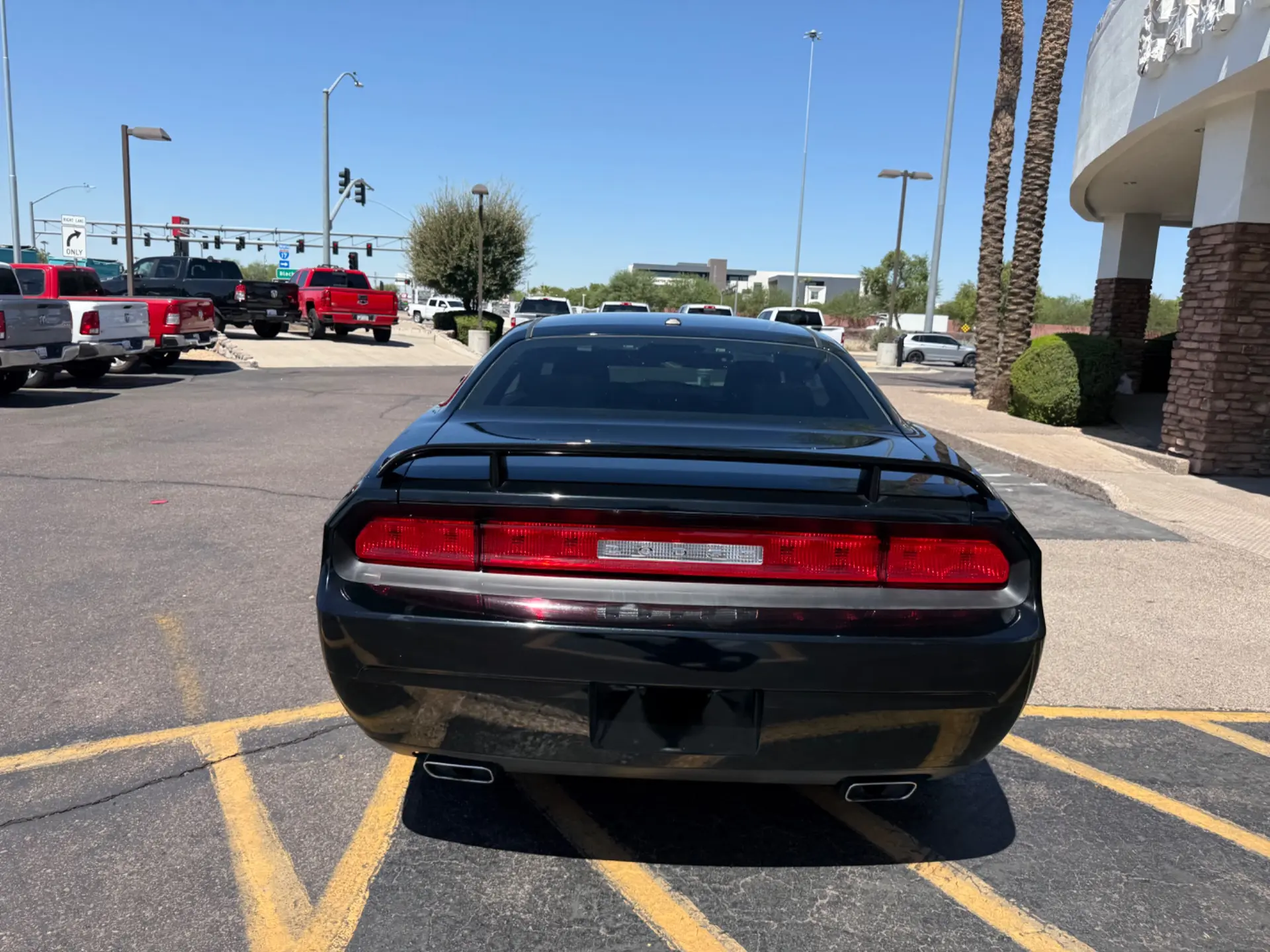 2013 Dodge Challenger SXT photo 5