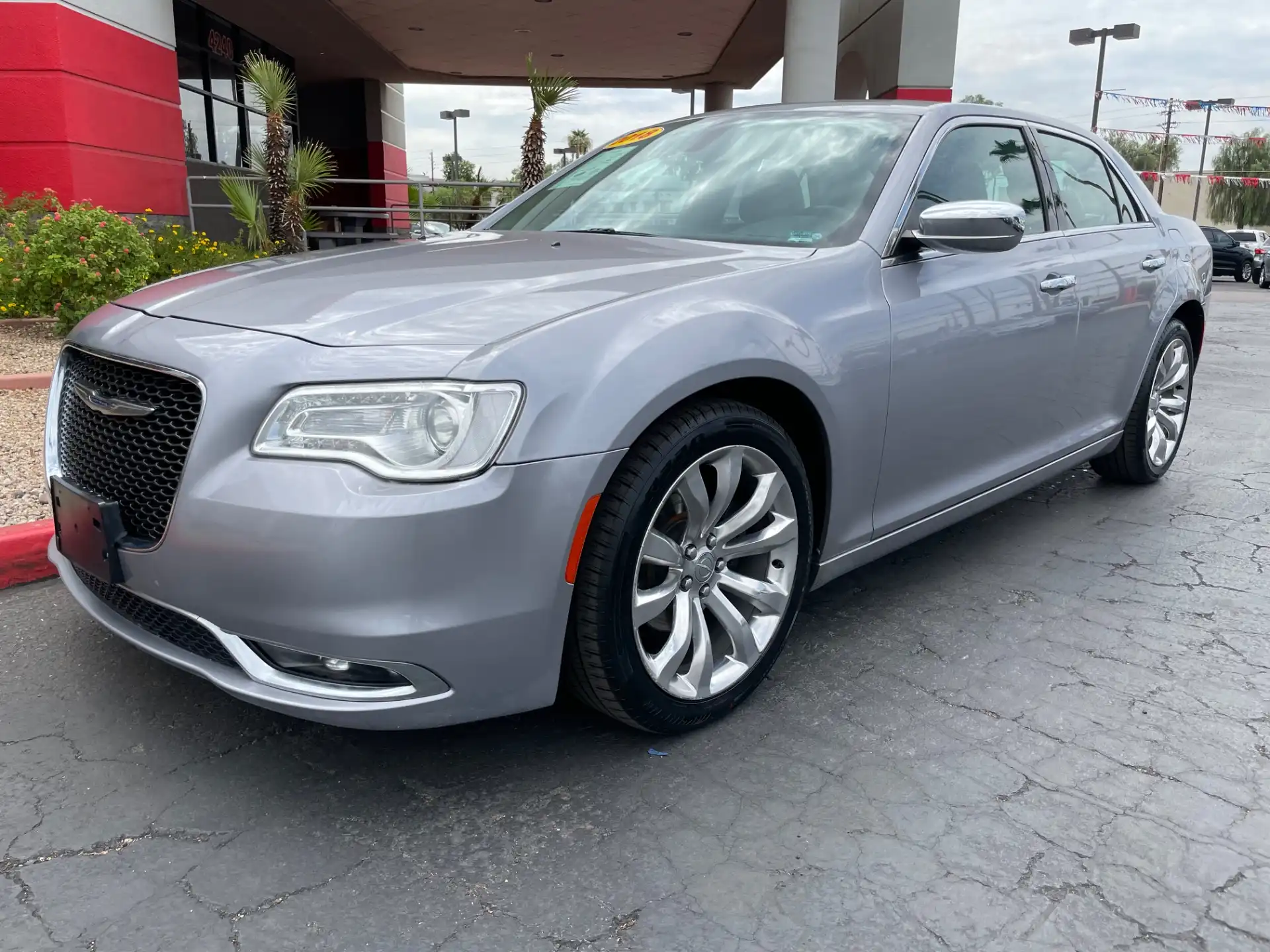 2018 Chrysler 300 Limited's photo