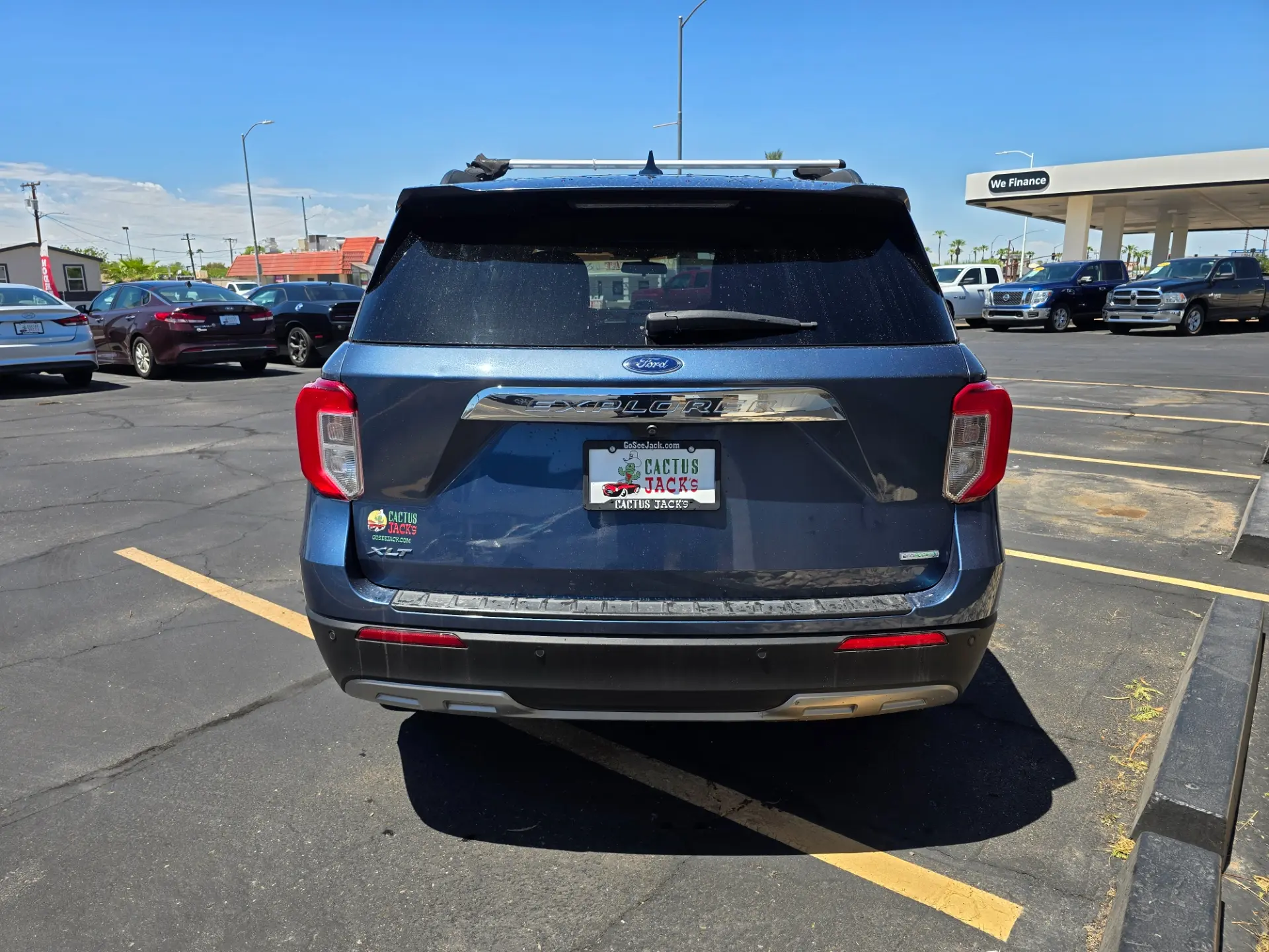 2020 Ford Explorer XLT RWD photo 4