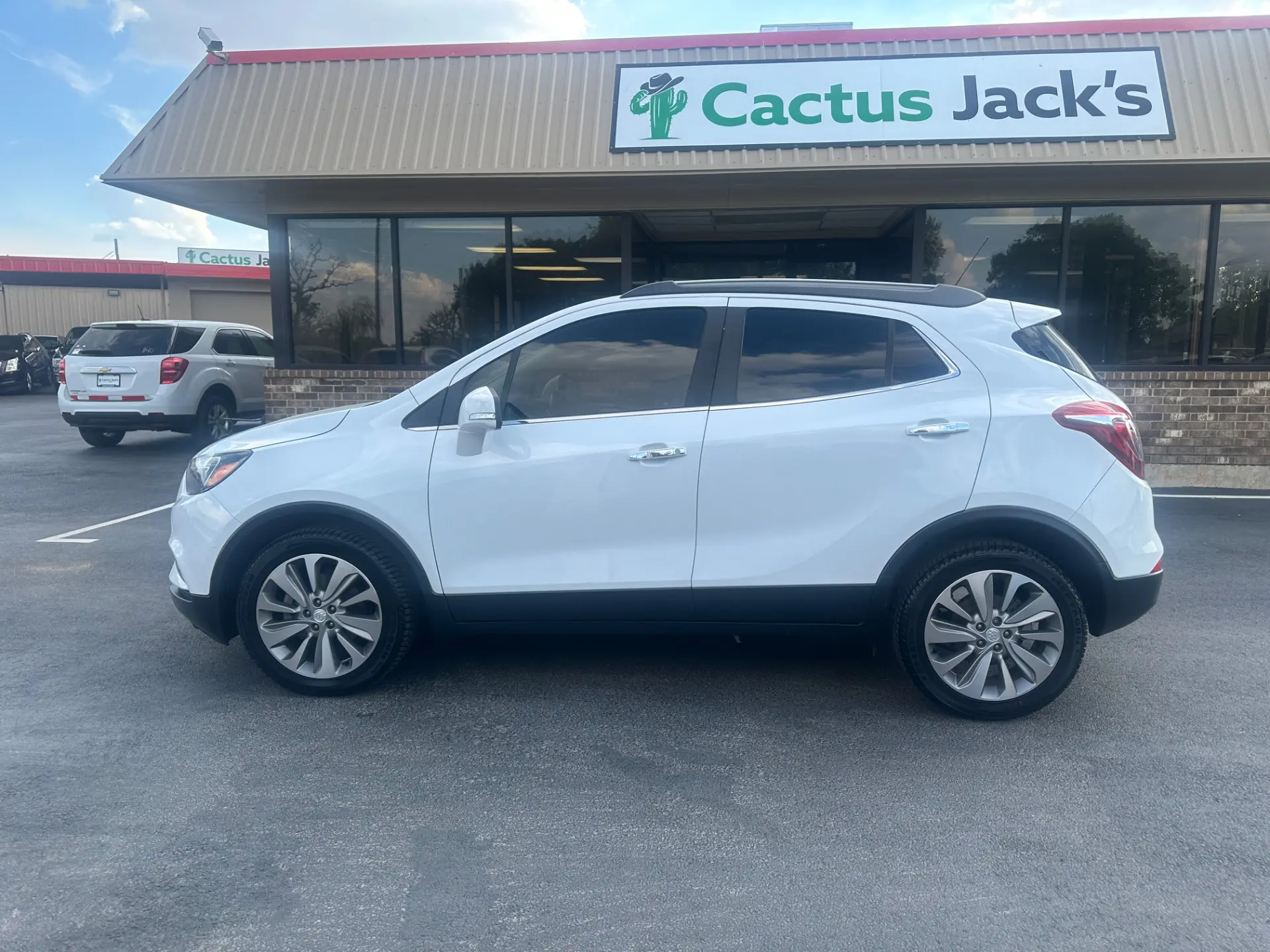 Vehicle Image 2