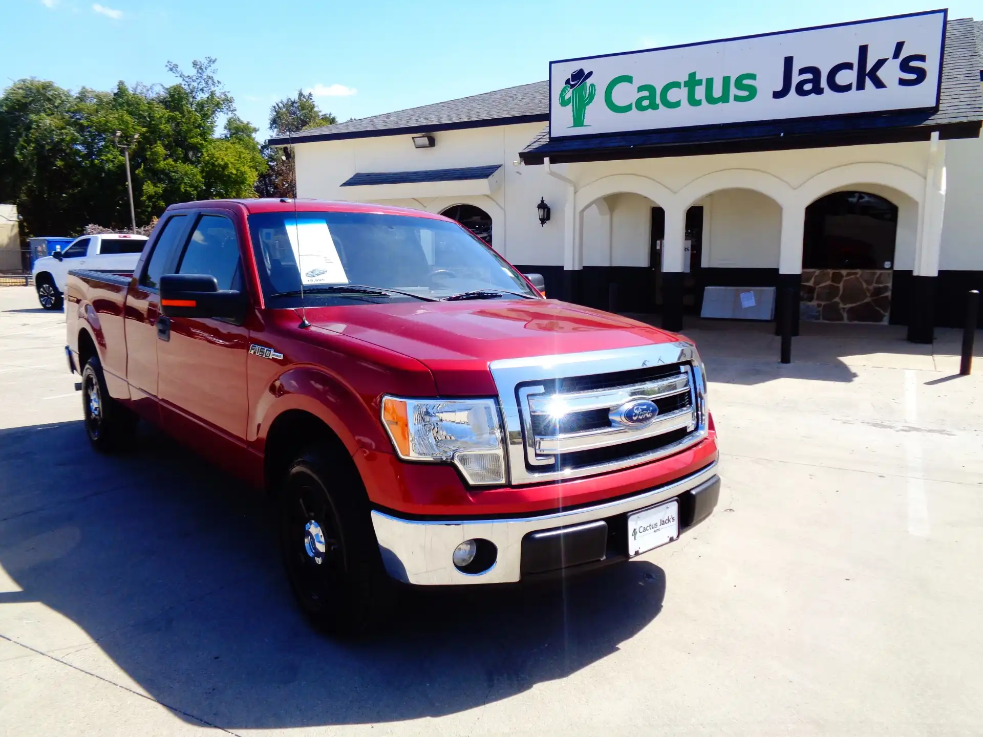 2014 Ford F-150 XLT SuperCab 145 in's photo