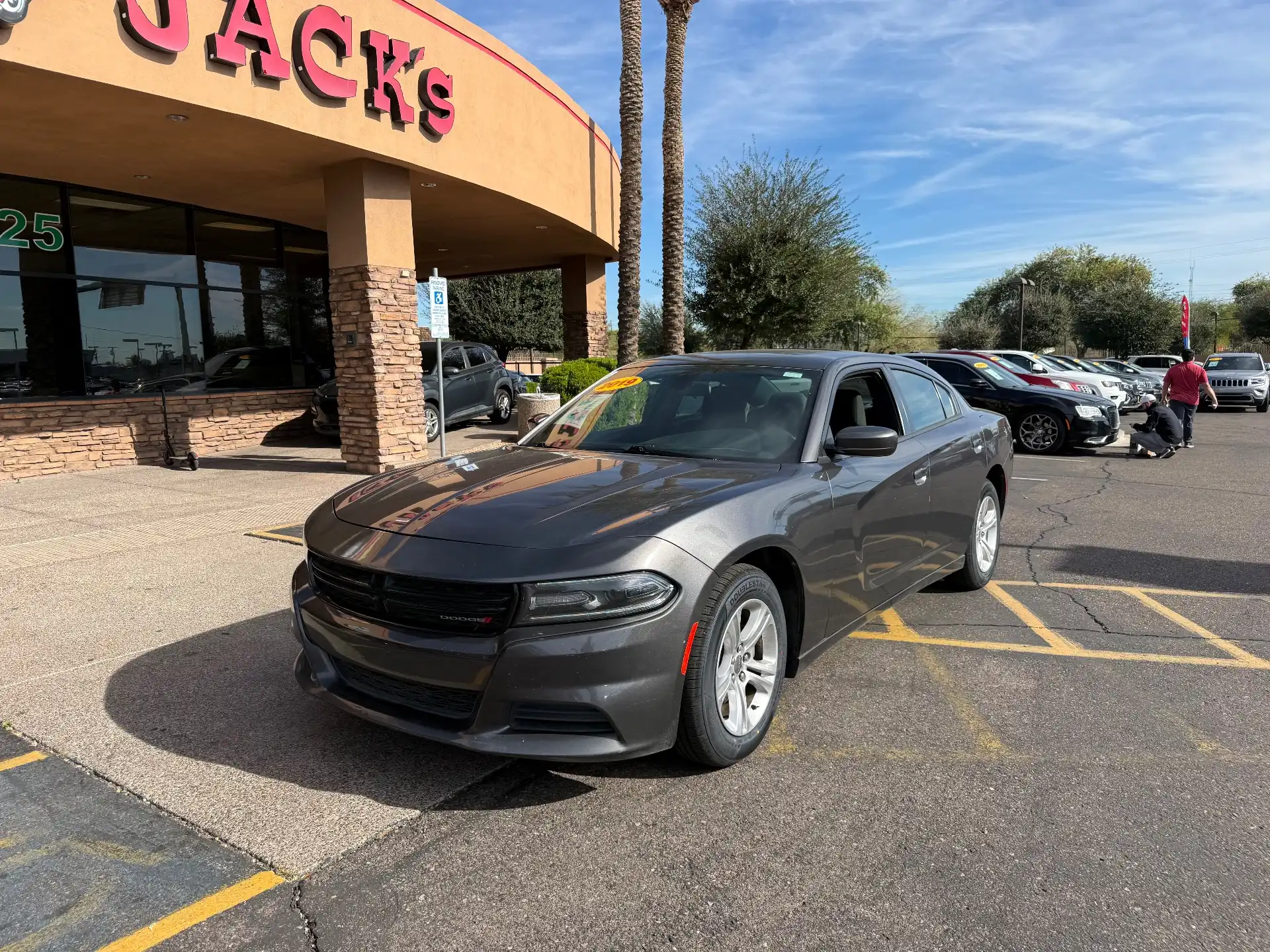 2019 Dodge Charger SXT's photo