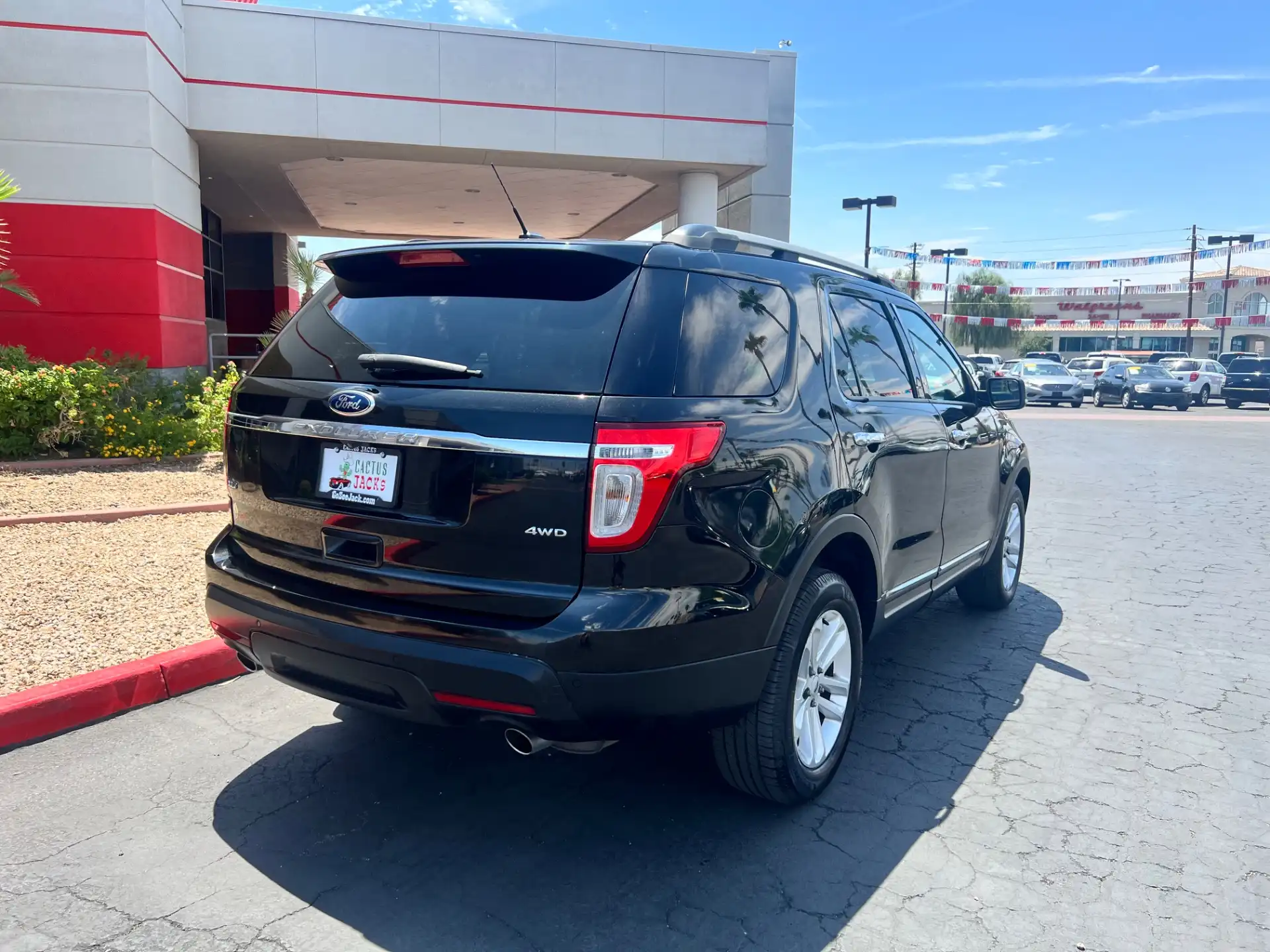 2014 Ford Explorer XLT 4x4's photo